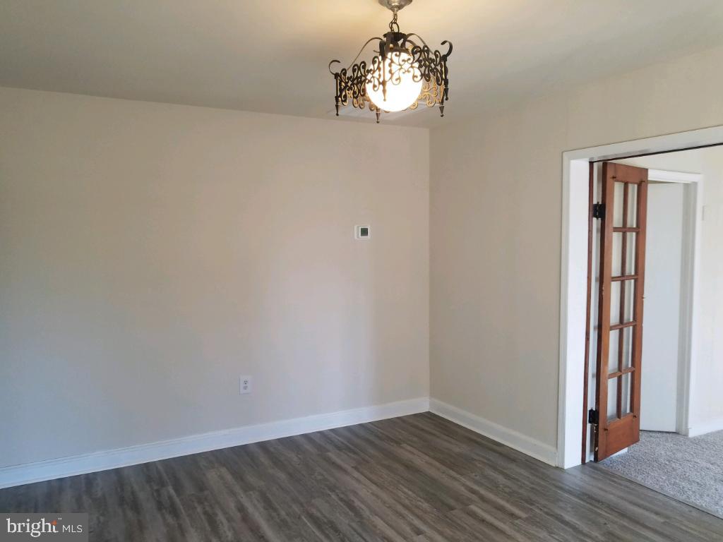 SIGEL BRN P/O GLYMONT SU - Residential Lease