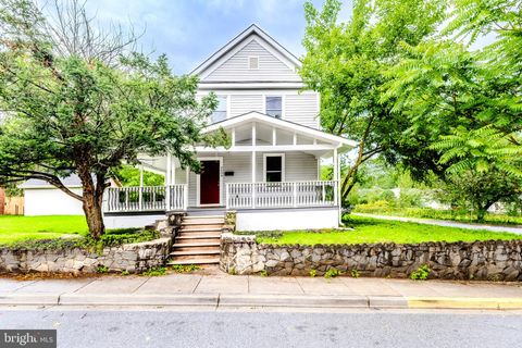 3608 UPSHUR STREET BRENTWOOD MD 20722