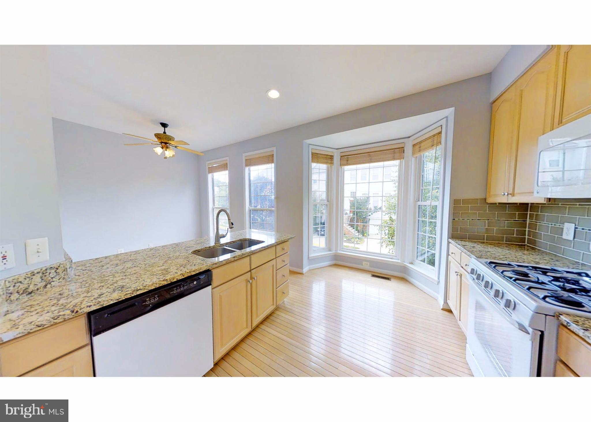 ISLAND CREEK - Residential Lease