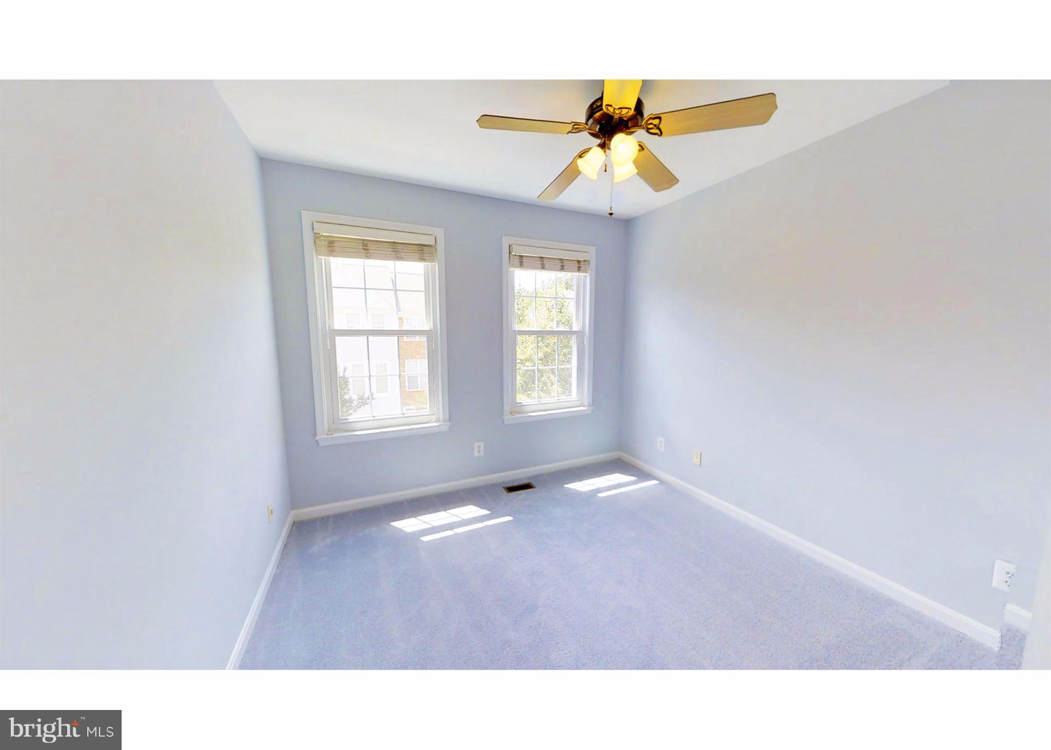 ISLAND CREEK - Residential Lease