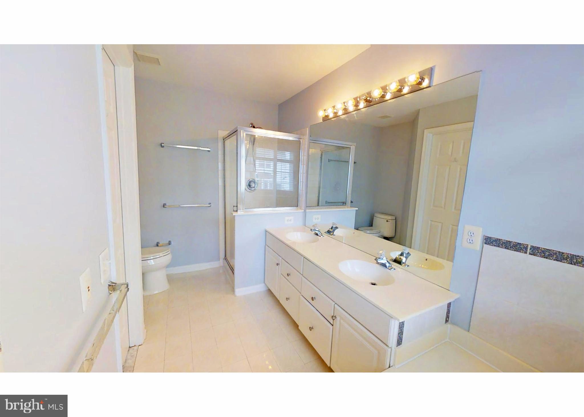 ISLAND CREEK - Residential Lease