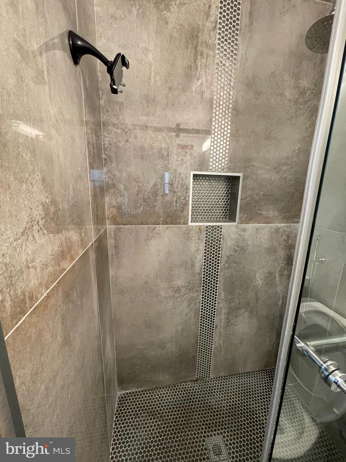 BROOKLAND ESTATES - Residential Lease