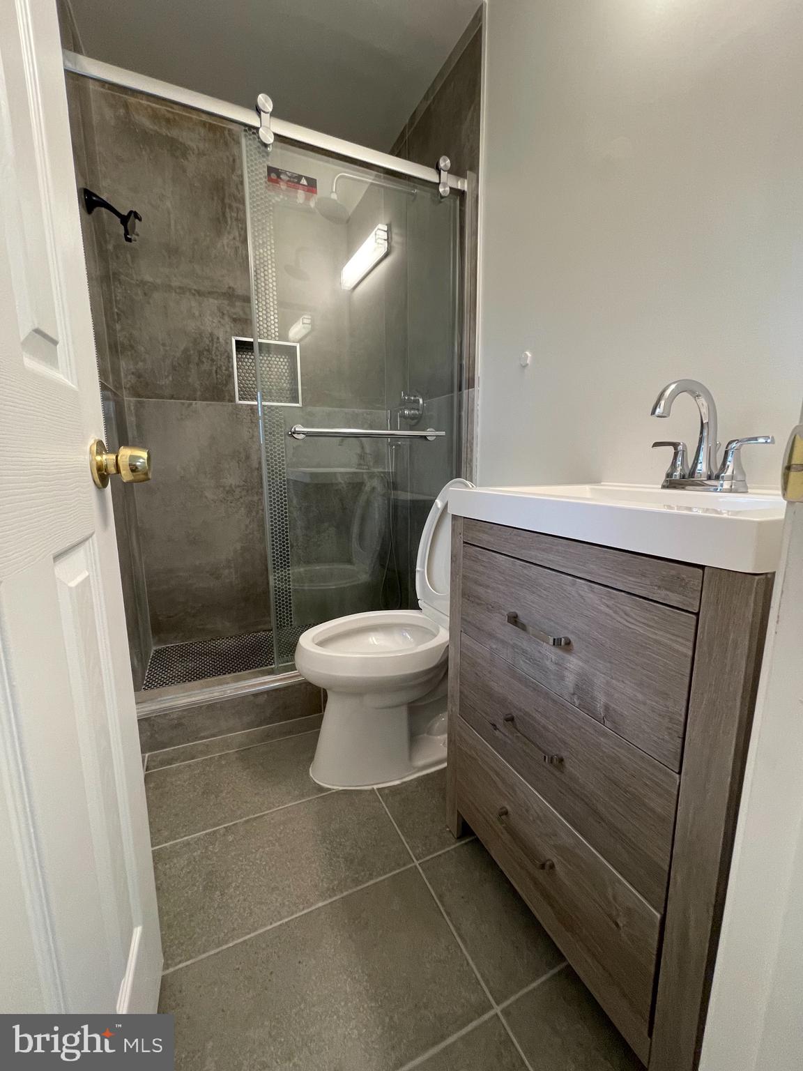 BROOKLAND ESTATES - Residential Lease