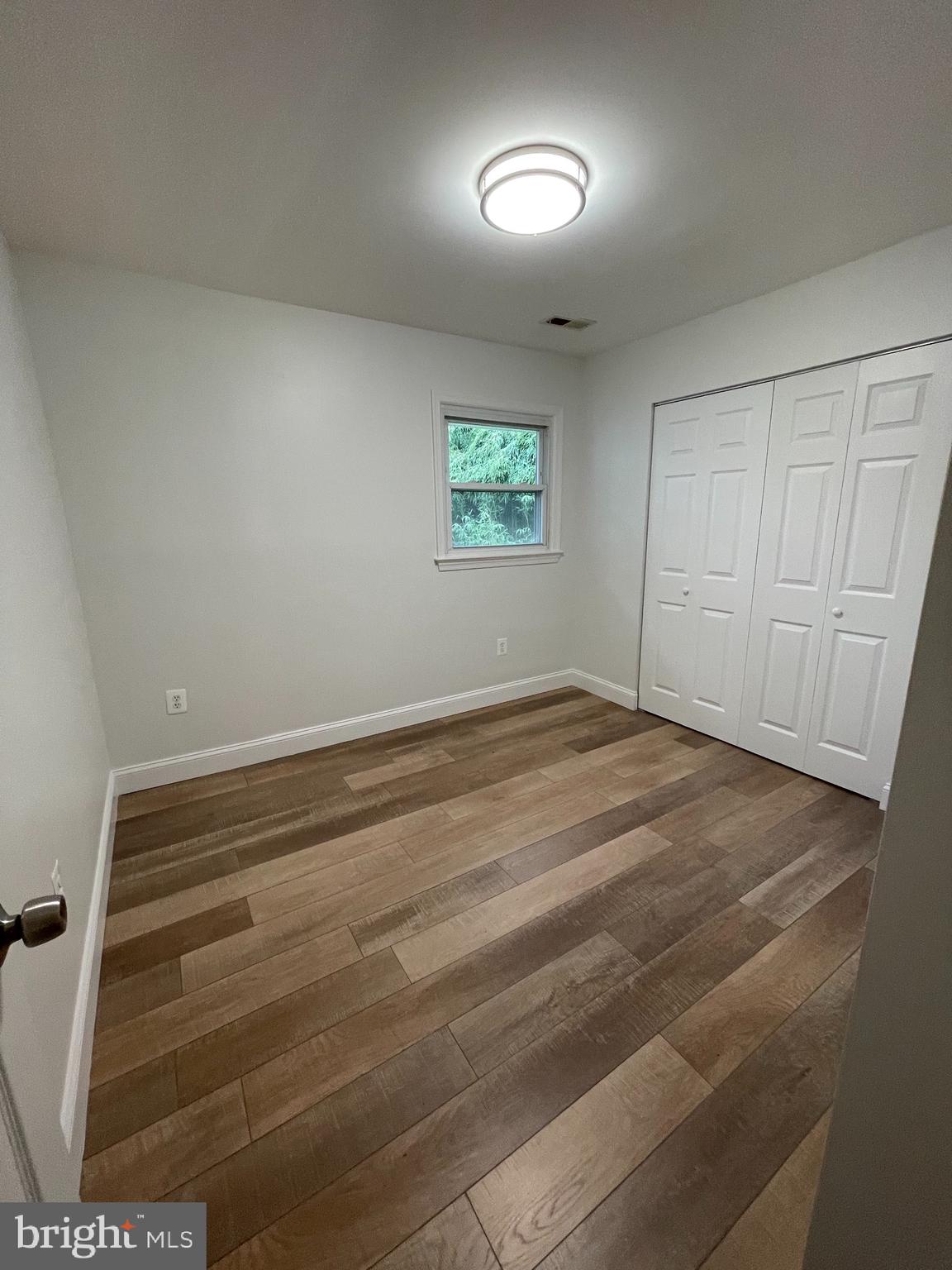 BROOKLAND ESTATES - Residential Lease