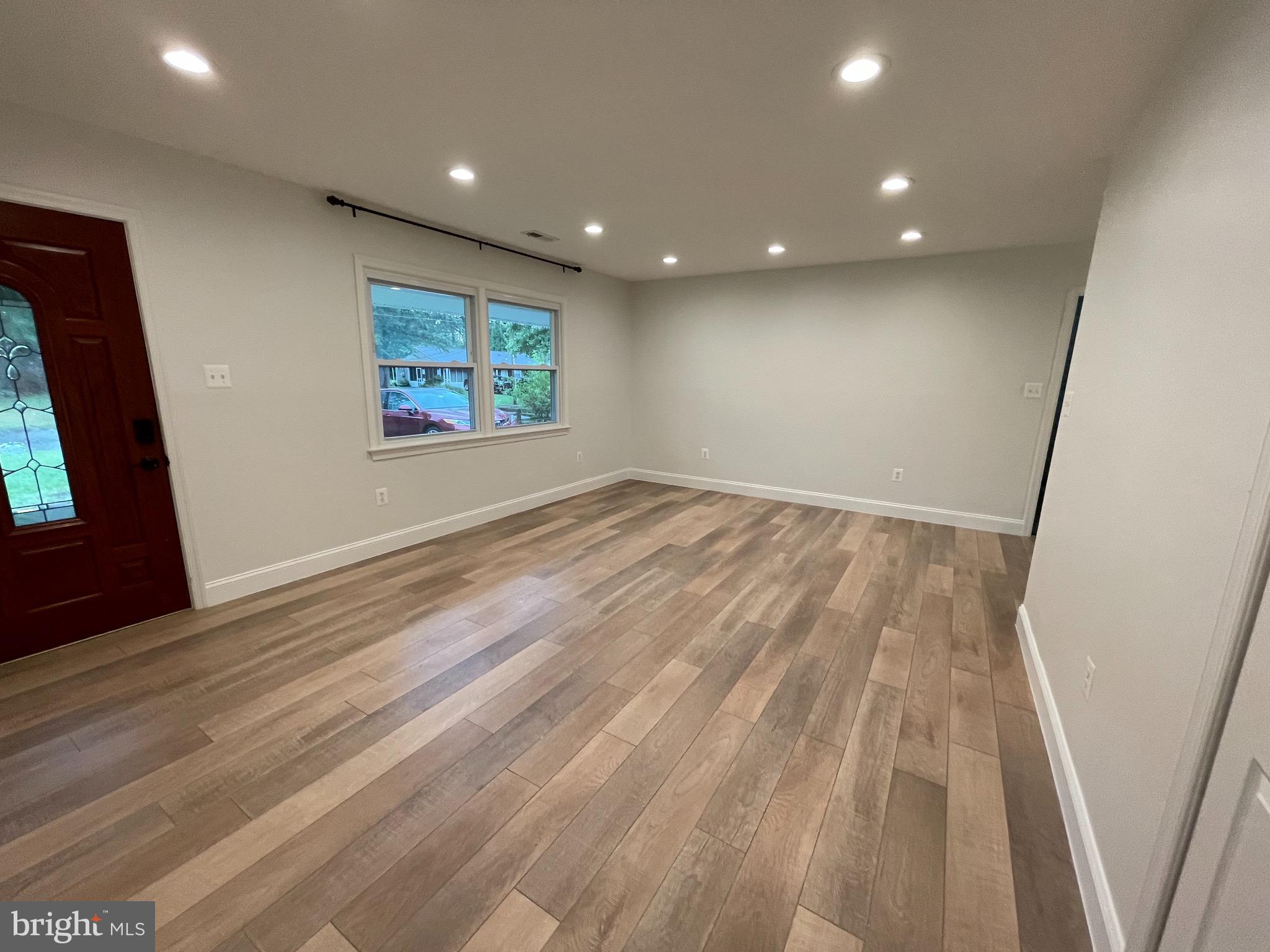 BROOKLAND ESTATES - Residential Lease