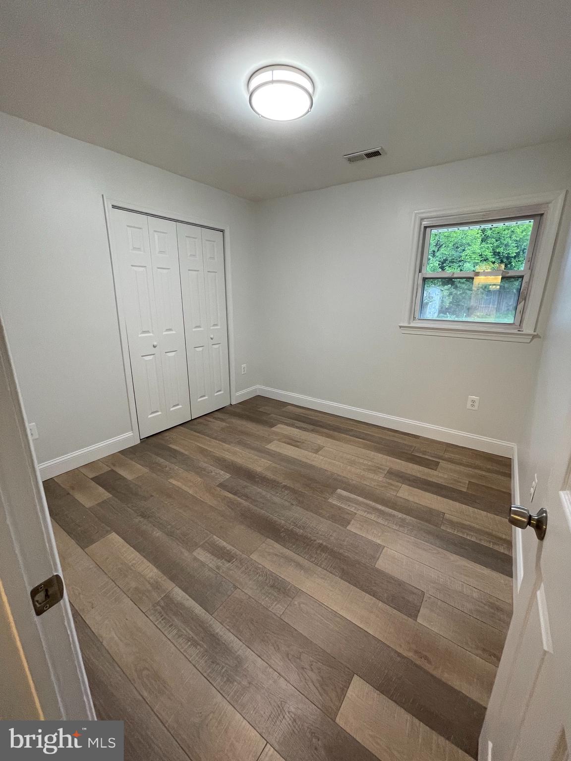 BROOKLAND ESTATES - Residential Lease