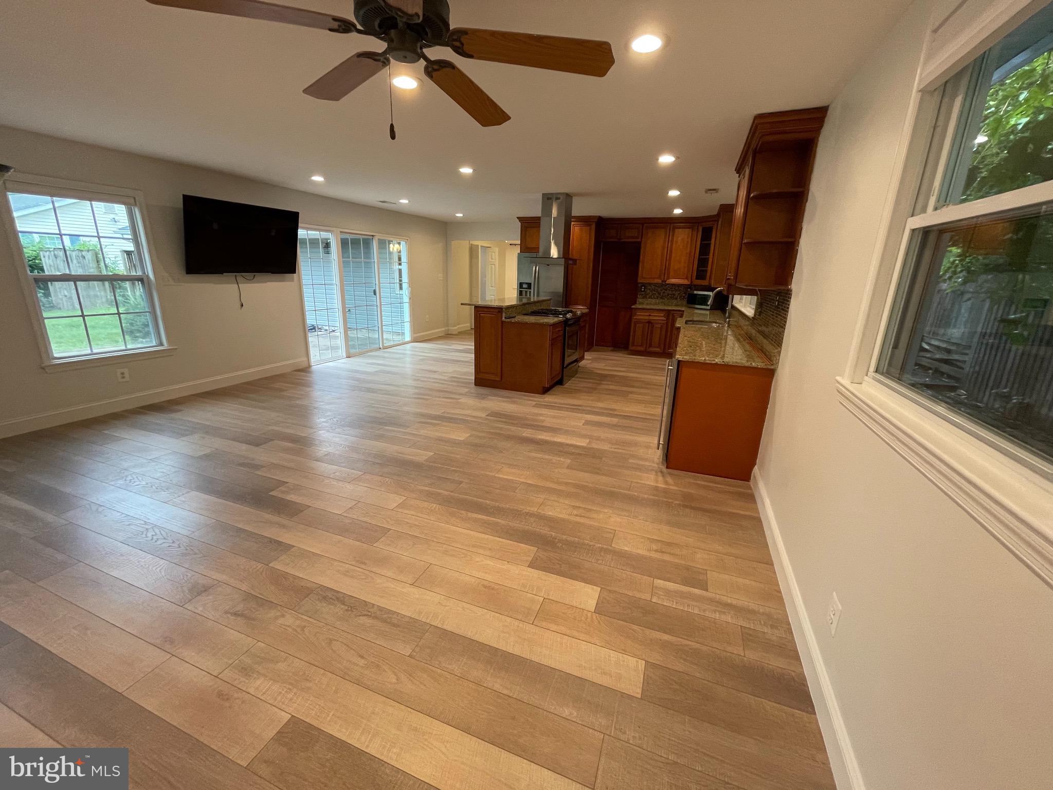 BROOKLAND ESTATES - Residential Lease