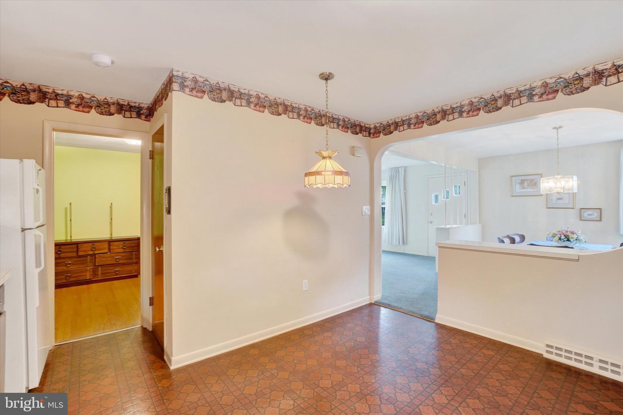 MEADOWBROOK - Residential