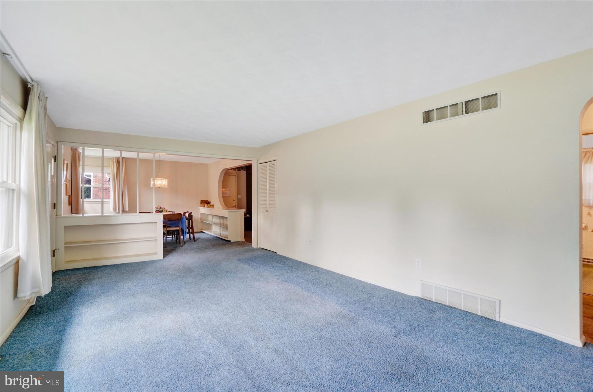 MEADOWBROOK - Residential