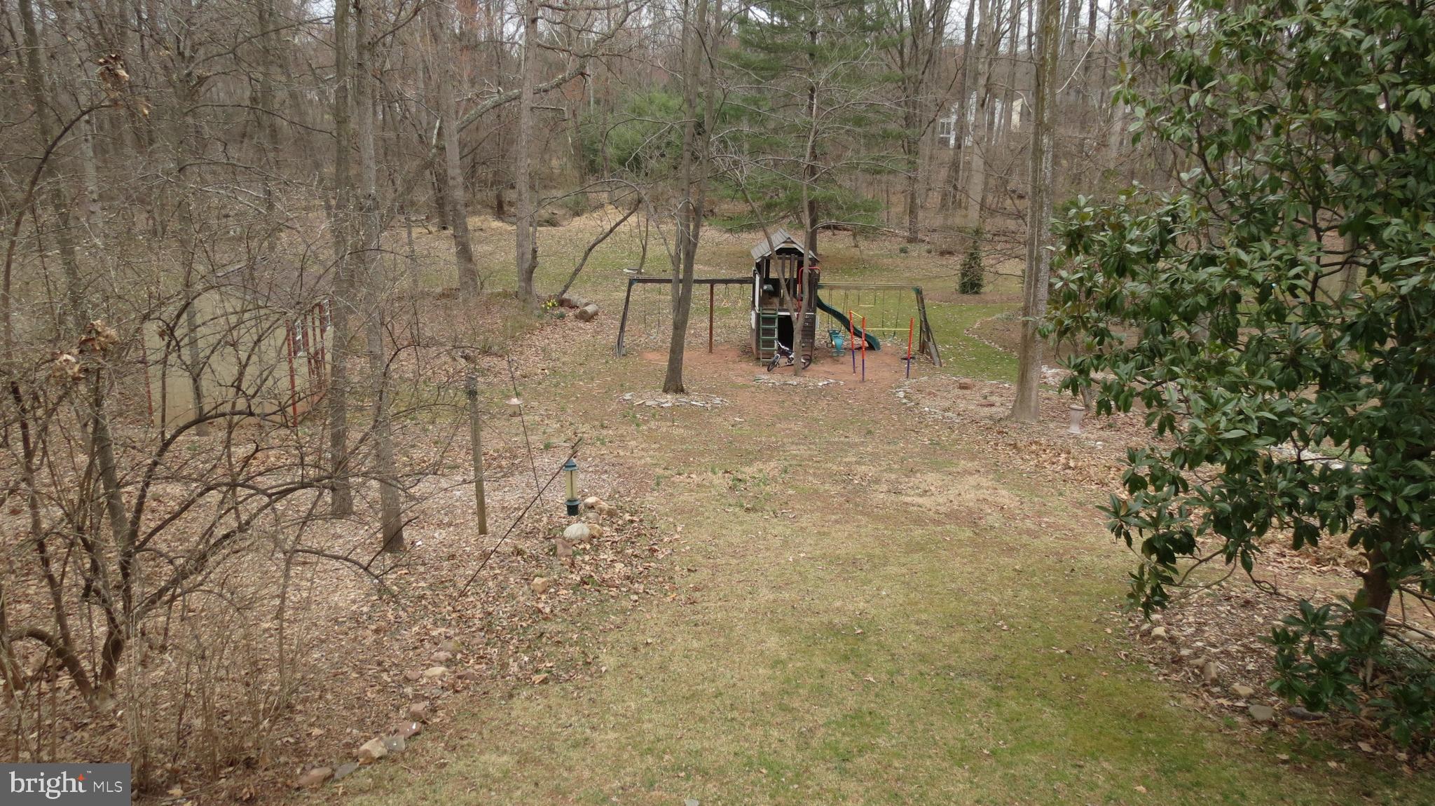 FOX MILL ESTATES - Residential