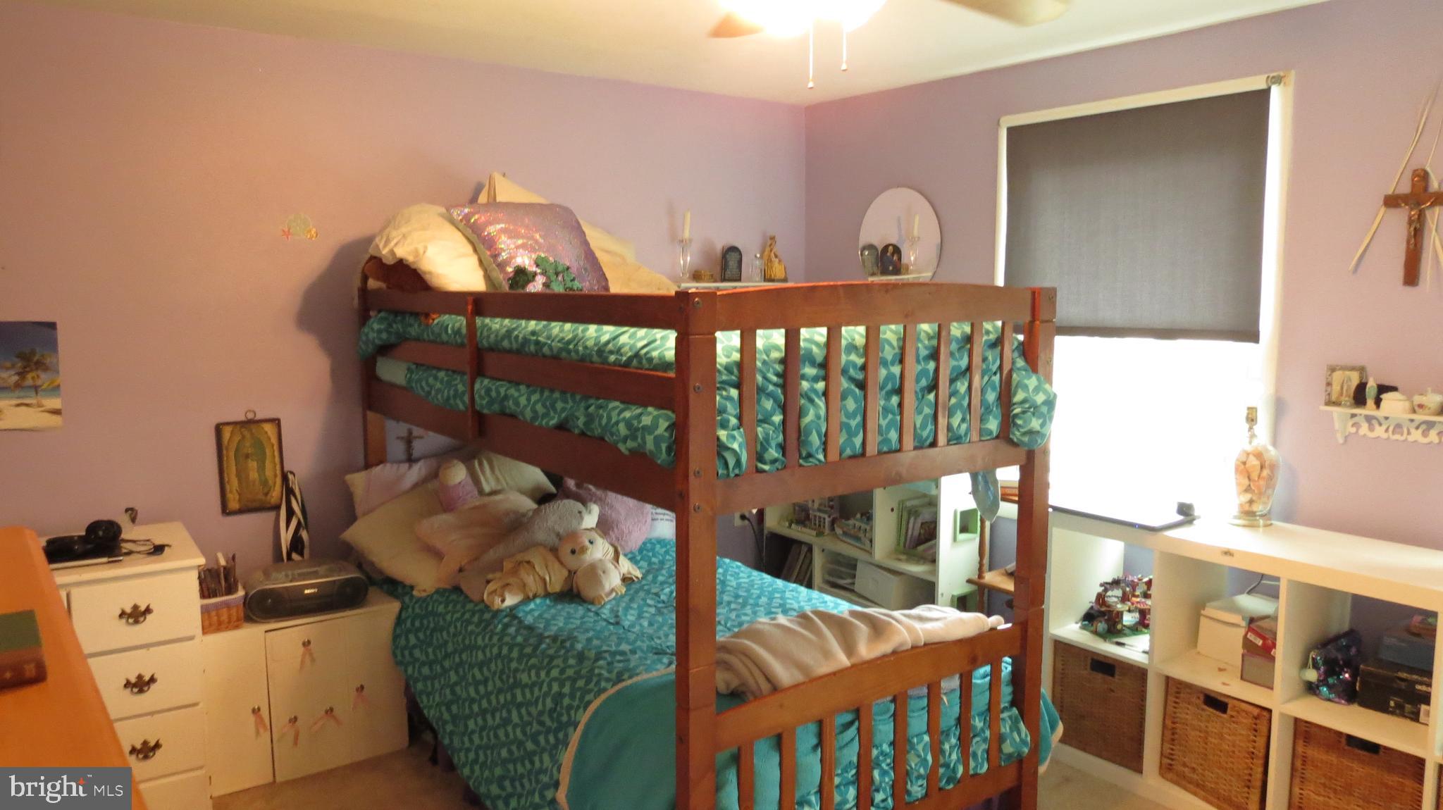 FOX MILL ESTATES - Residential