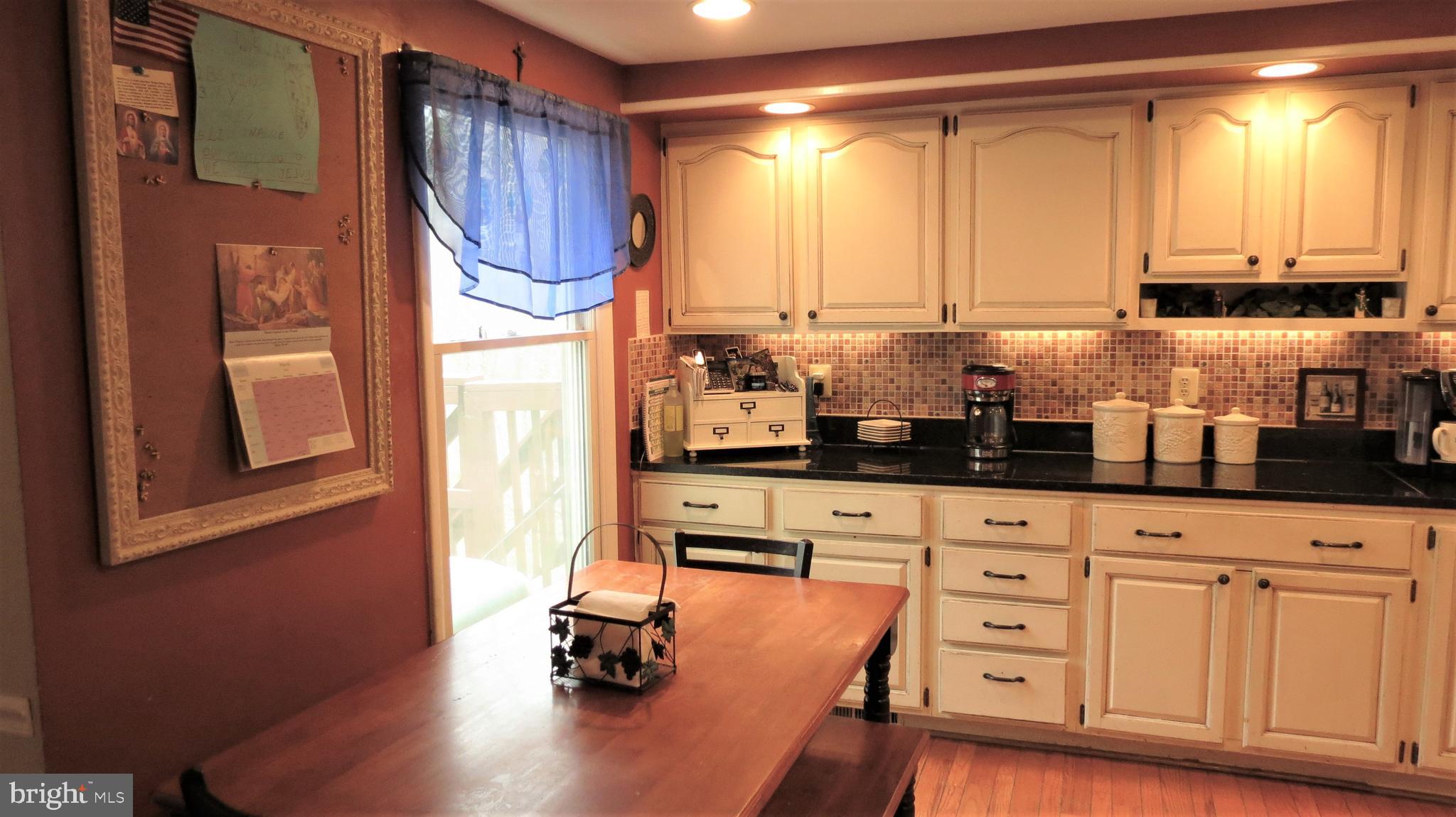 FOX MILL ESTATES - Residential