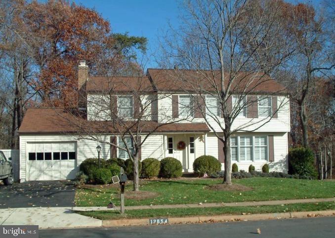 FOX MILL ESTATES - Residential