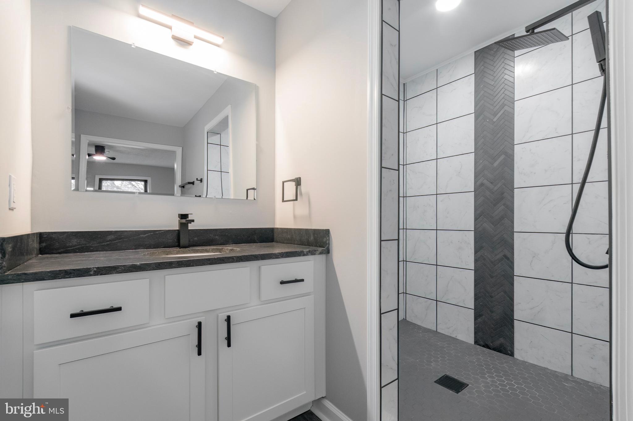 LONE OAK - Residential