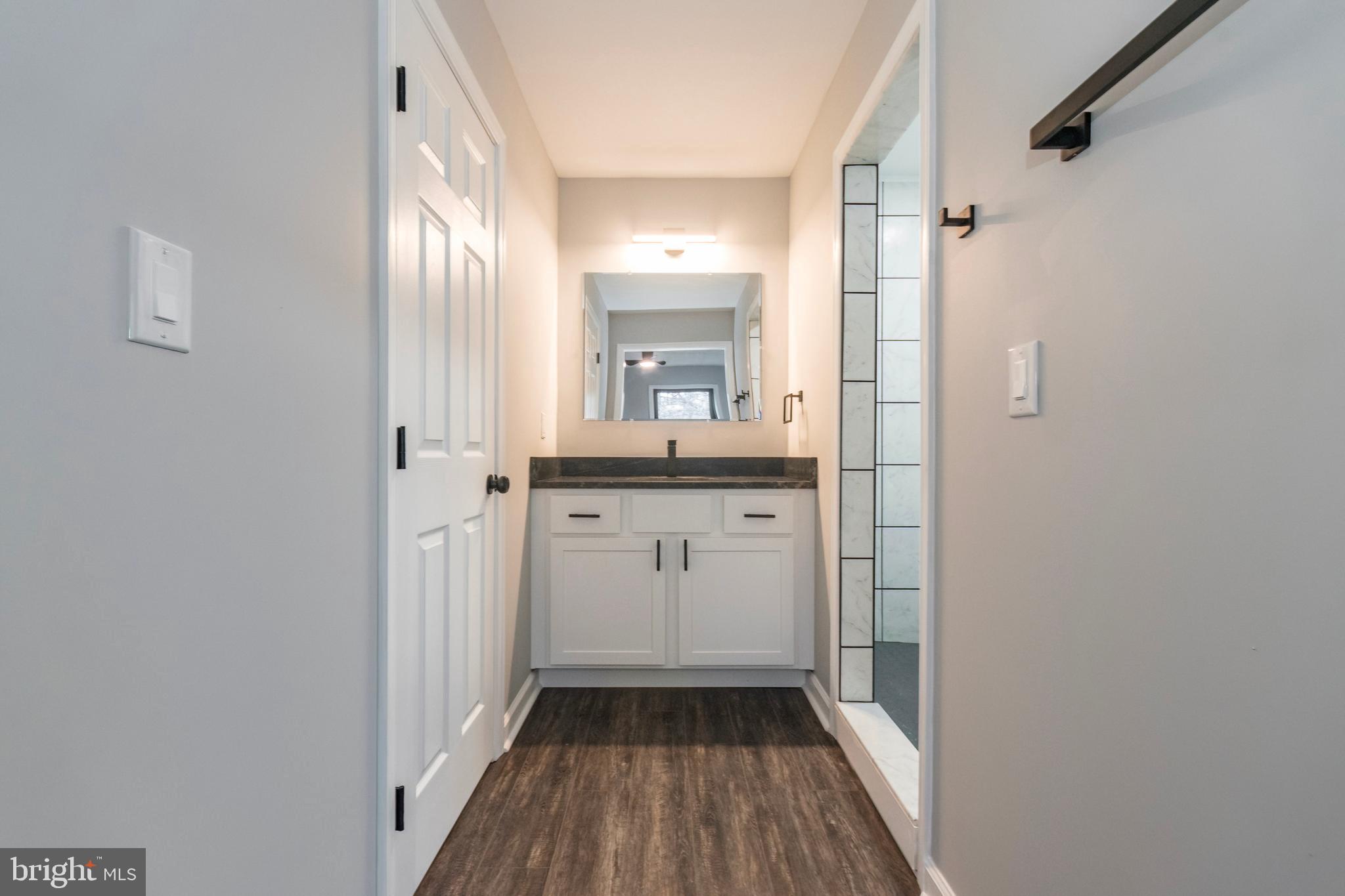 LONE OAK - Residential