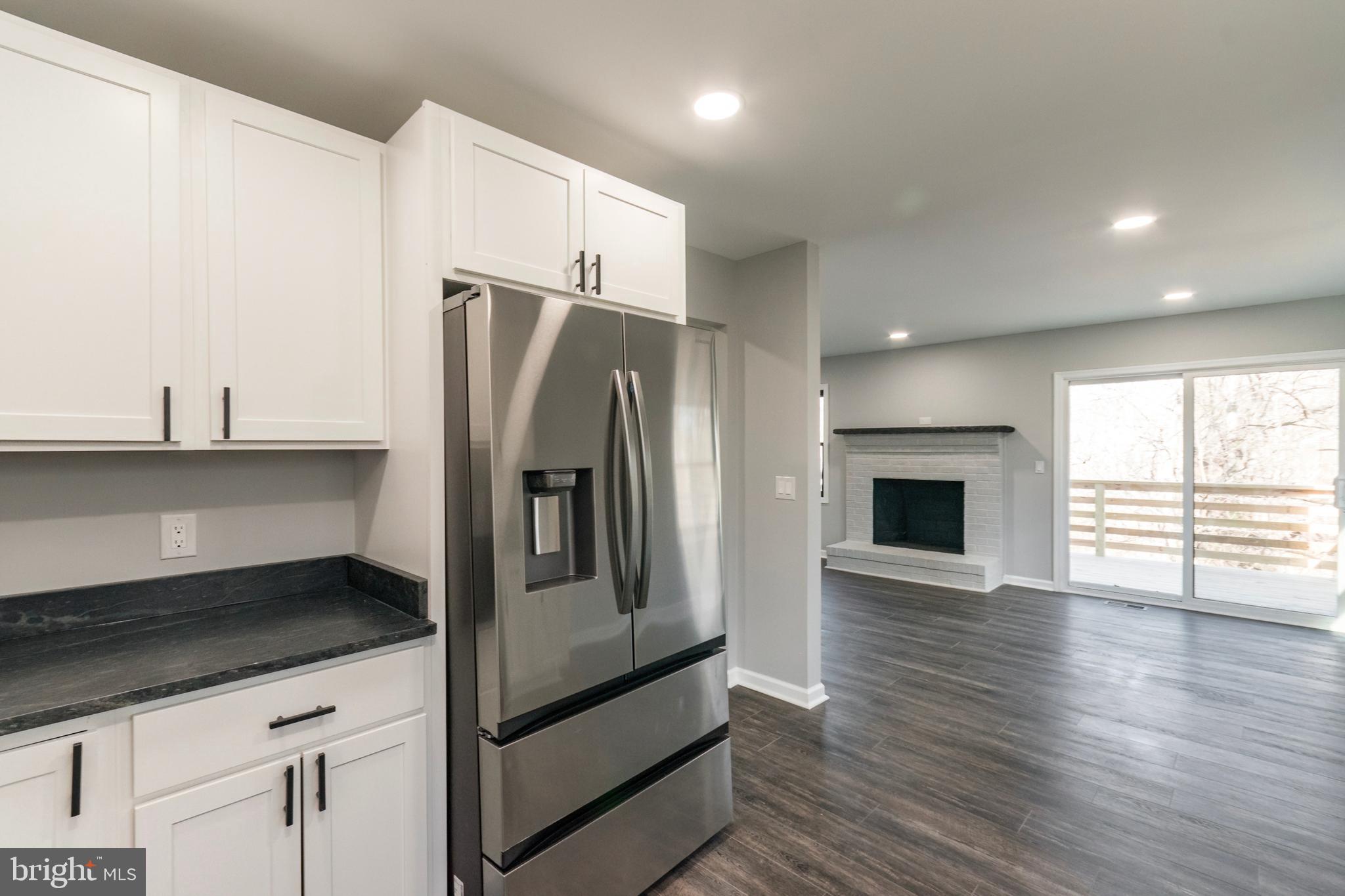 LONE OAK - Residential
