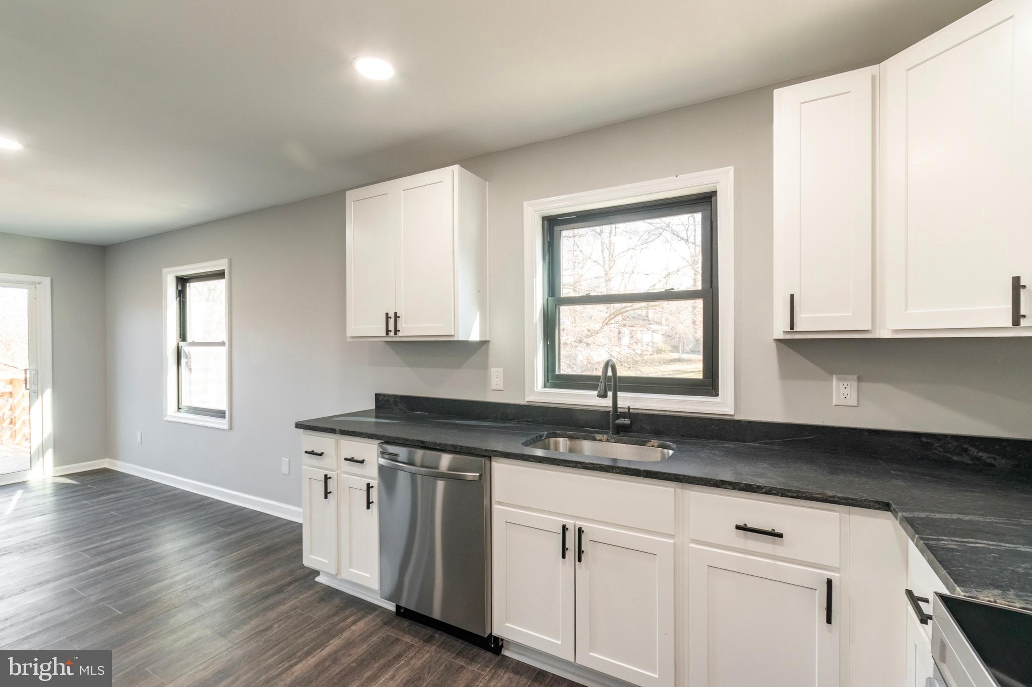 LONE OAK - Residential