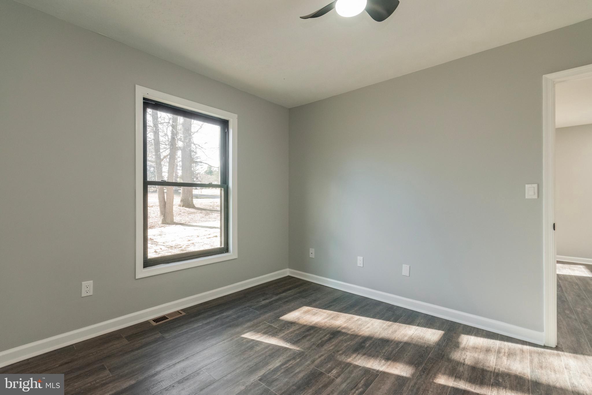 LONE OAK - Residential