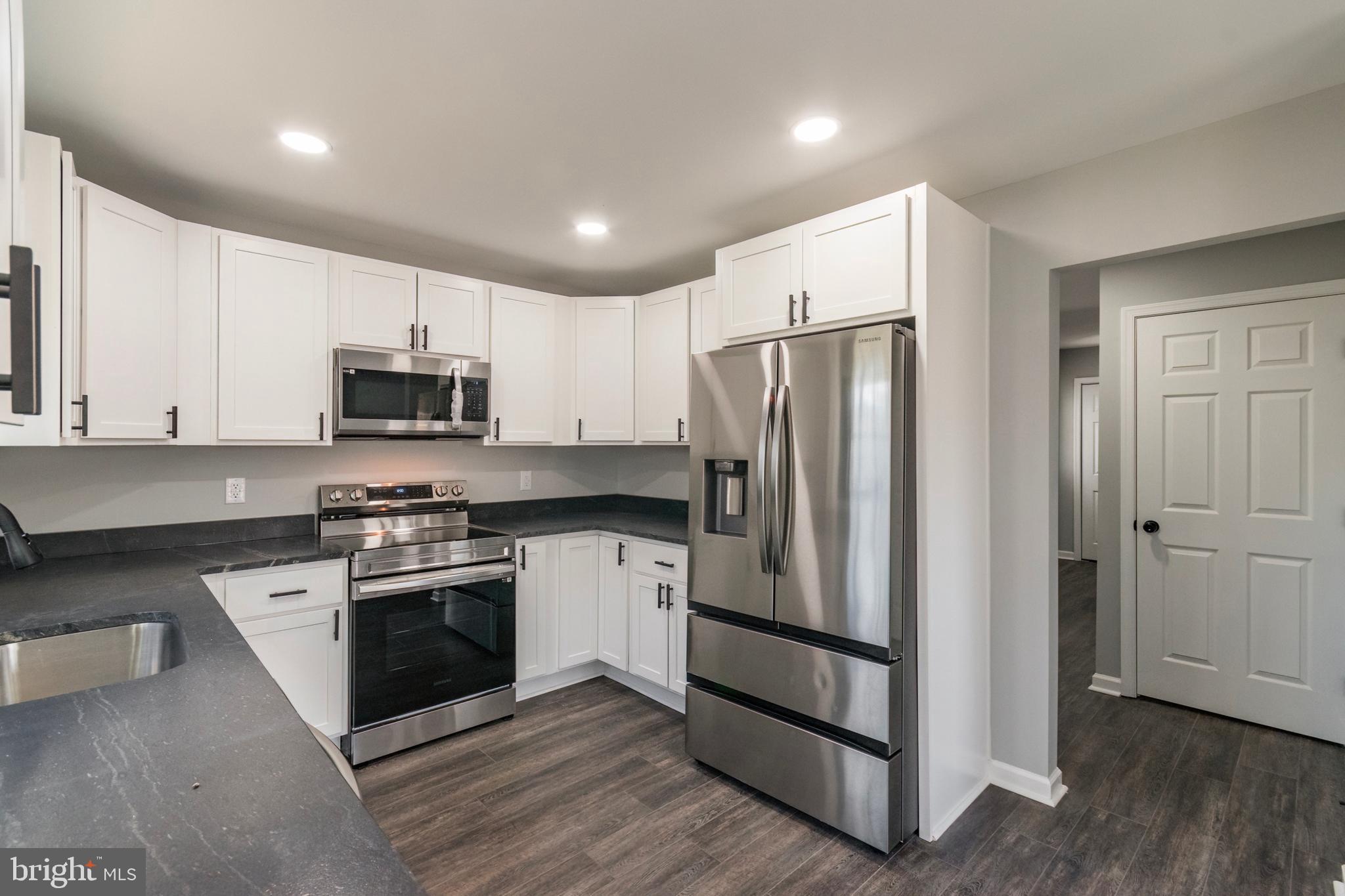LONE OAK - Residential