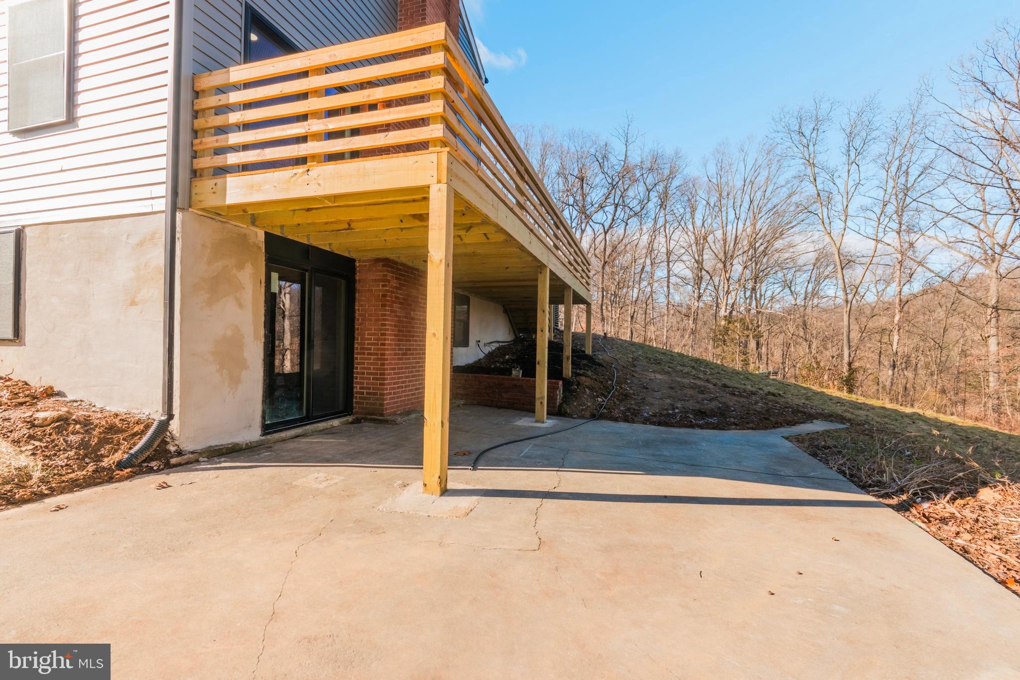 LONE OAK - Residential