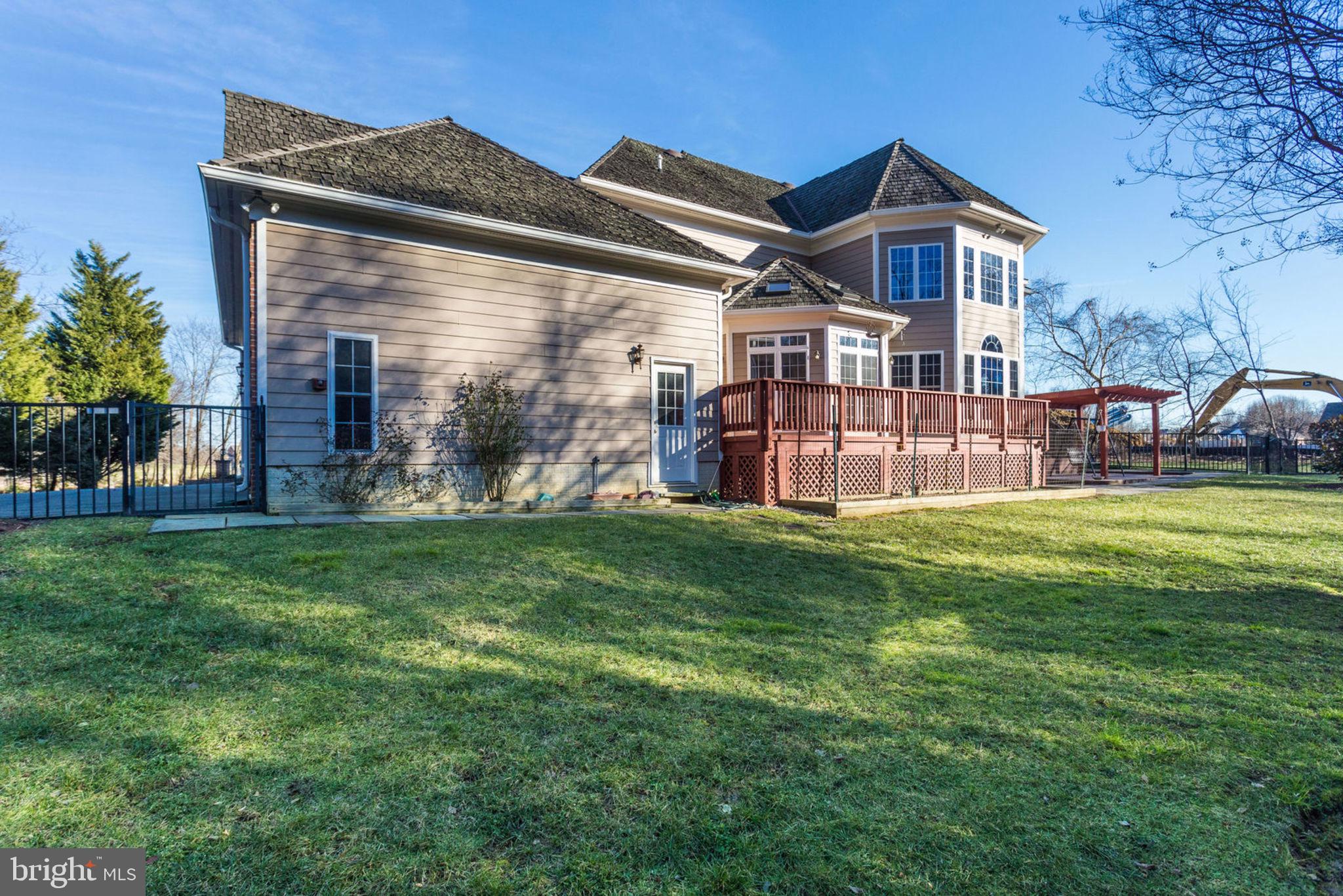 WOODMORE PLAT 10 - Residential