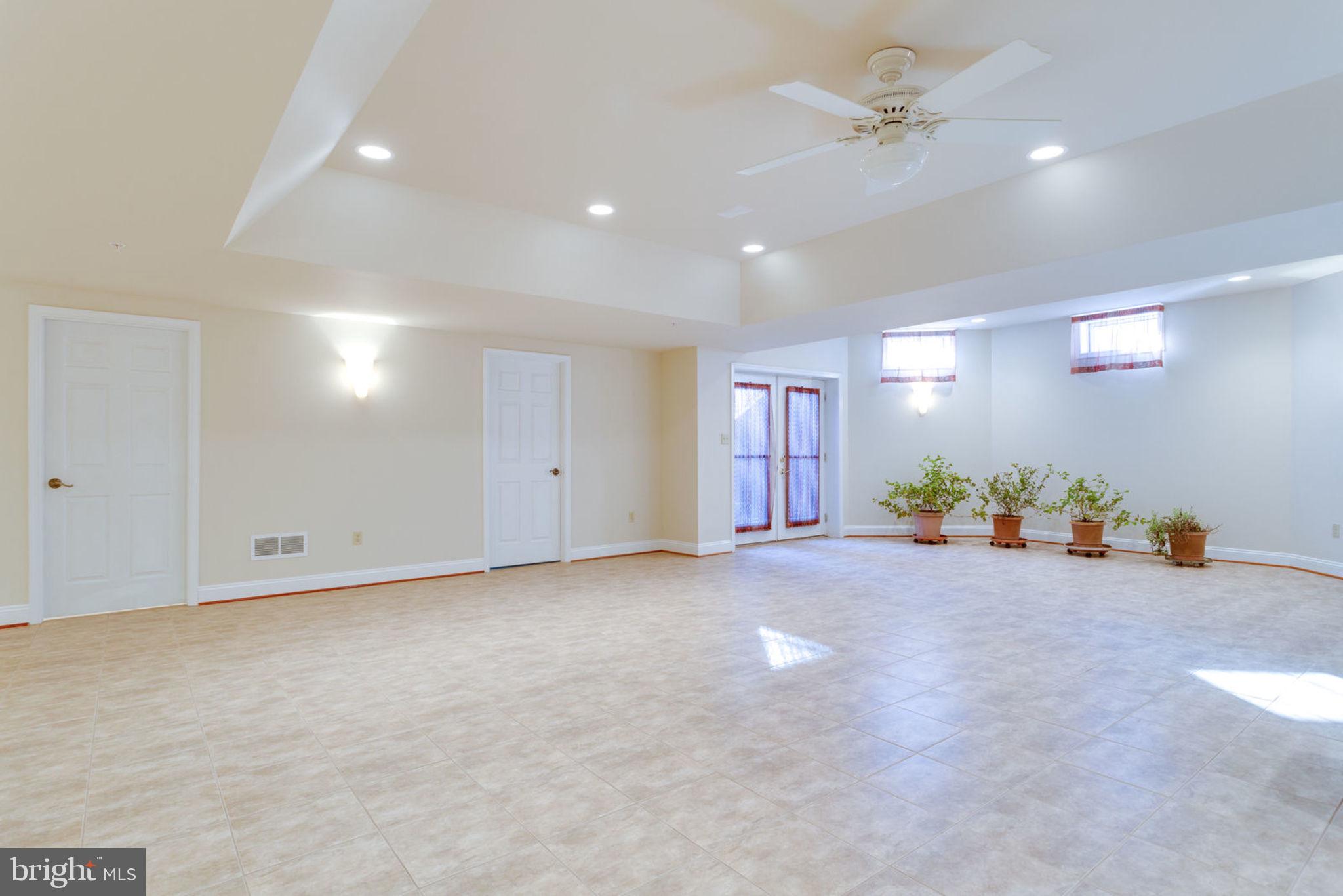 WOODMORE PLAT 10 - Residential