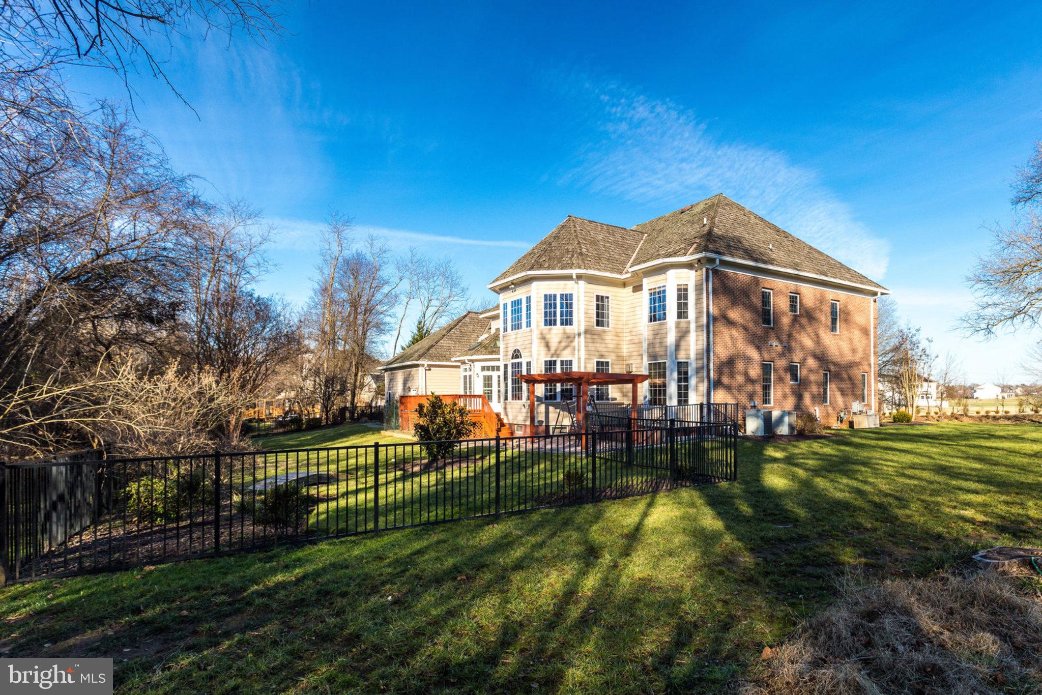 WOODMORE PLAT 10 - Residential