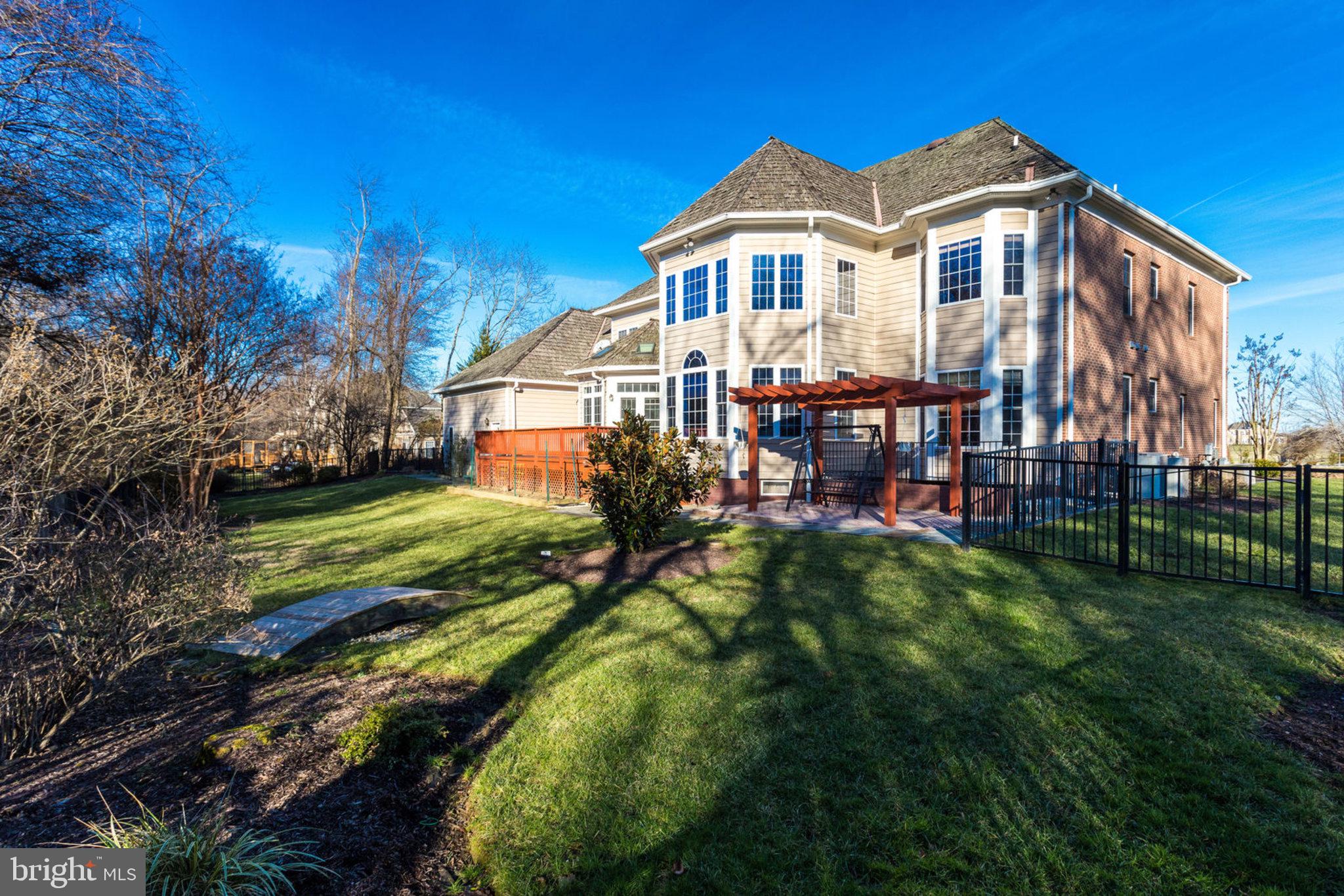 WOODMORE PLAT 10 - Residential