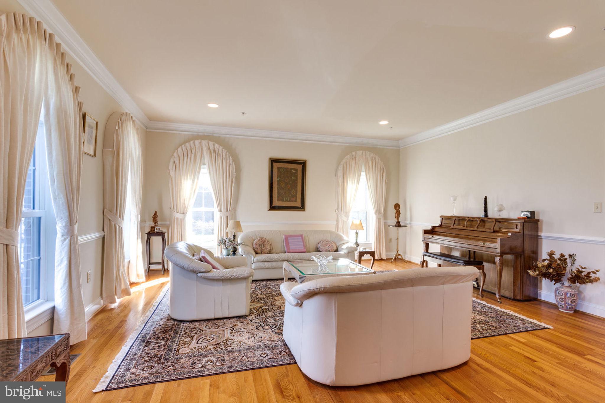 WOODMORE PLAT 10 - Residential