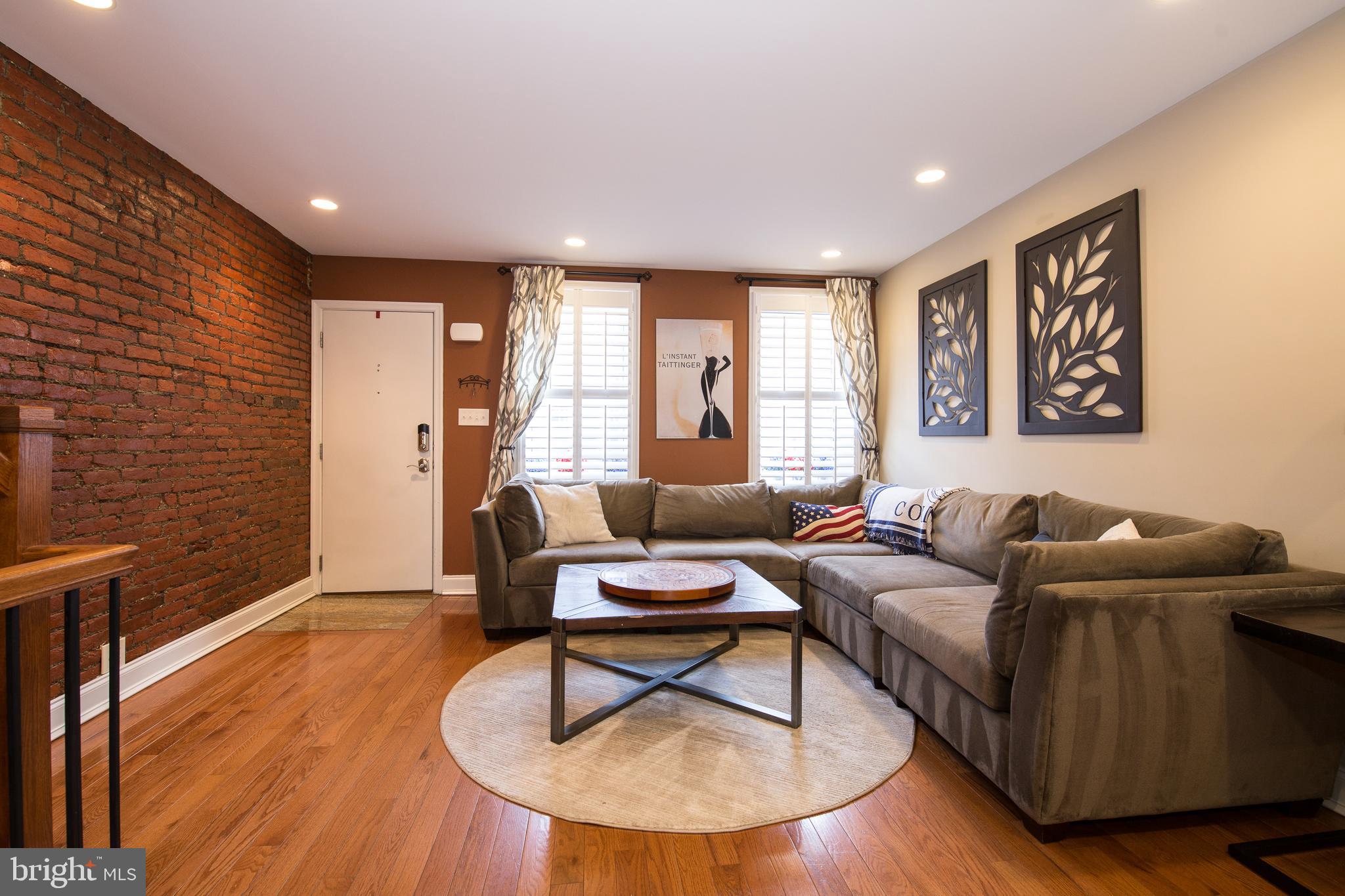 PASSYUNK SQUARE - Residential