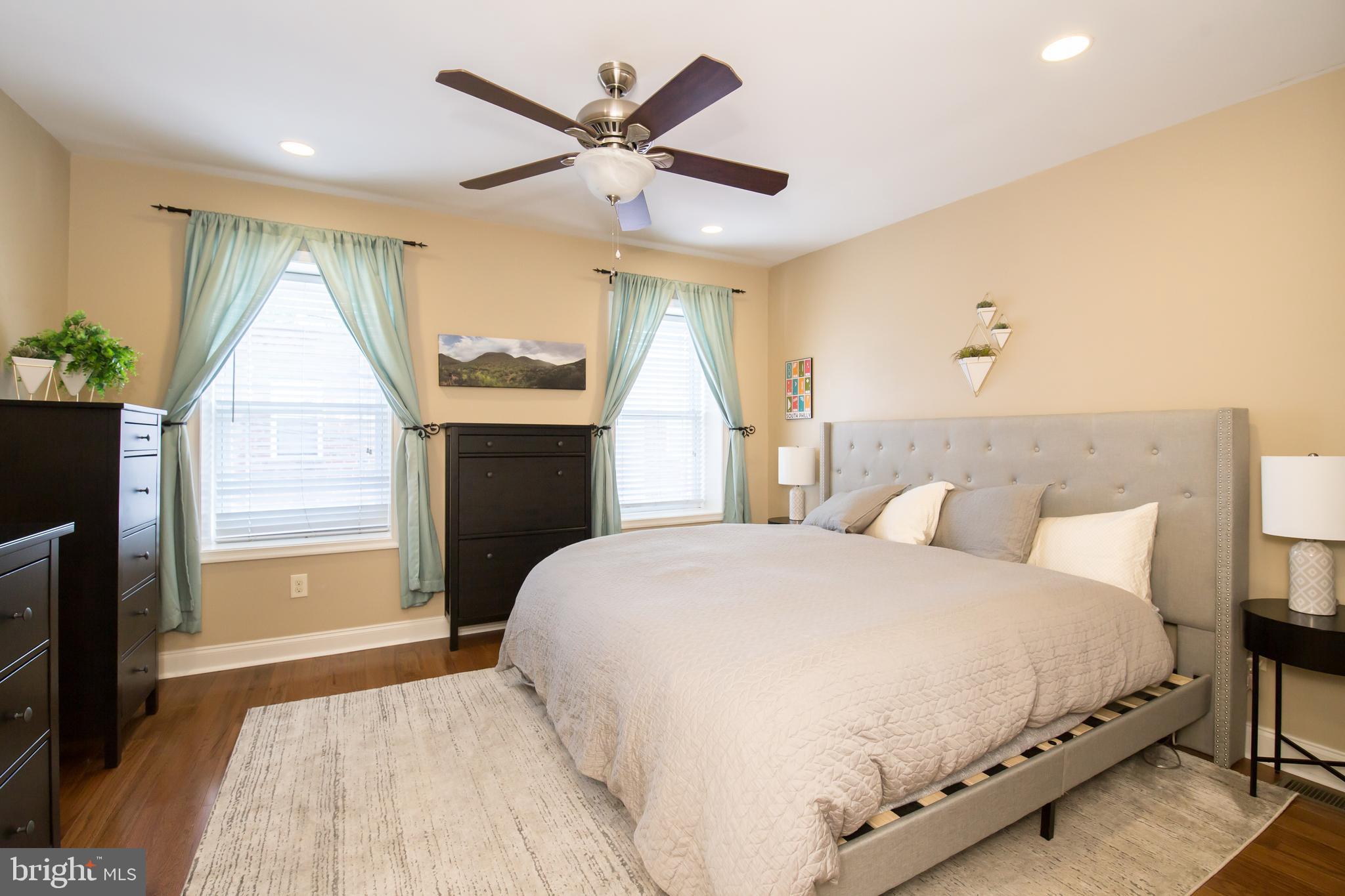PASSYUNK SQUARE - Residential