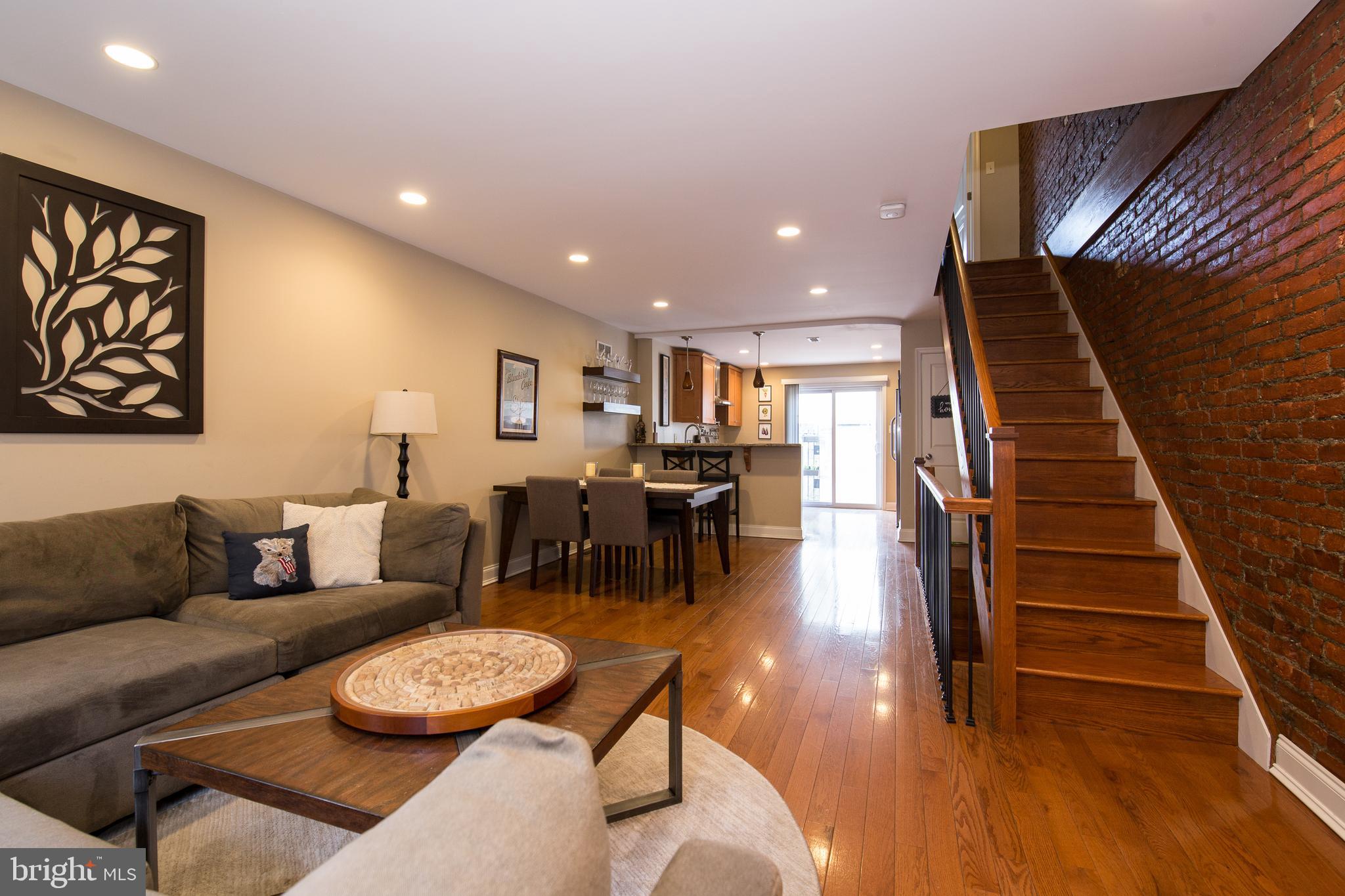 PASSYUNK SQUARE - Residential