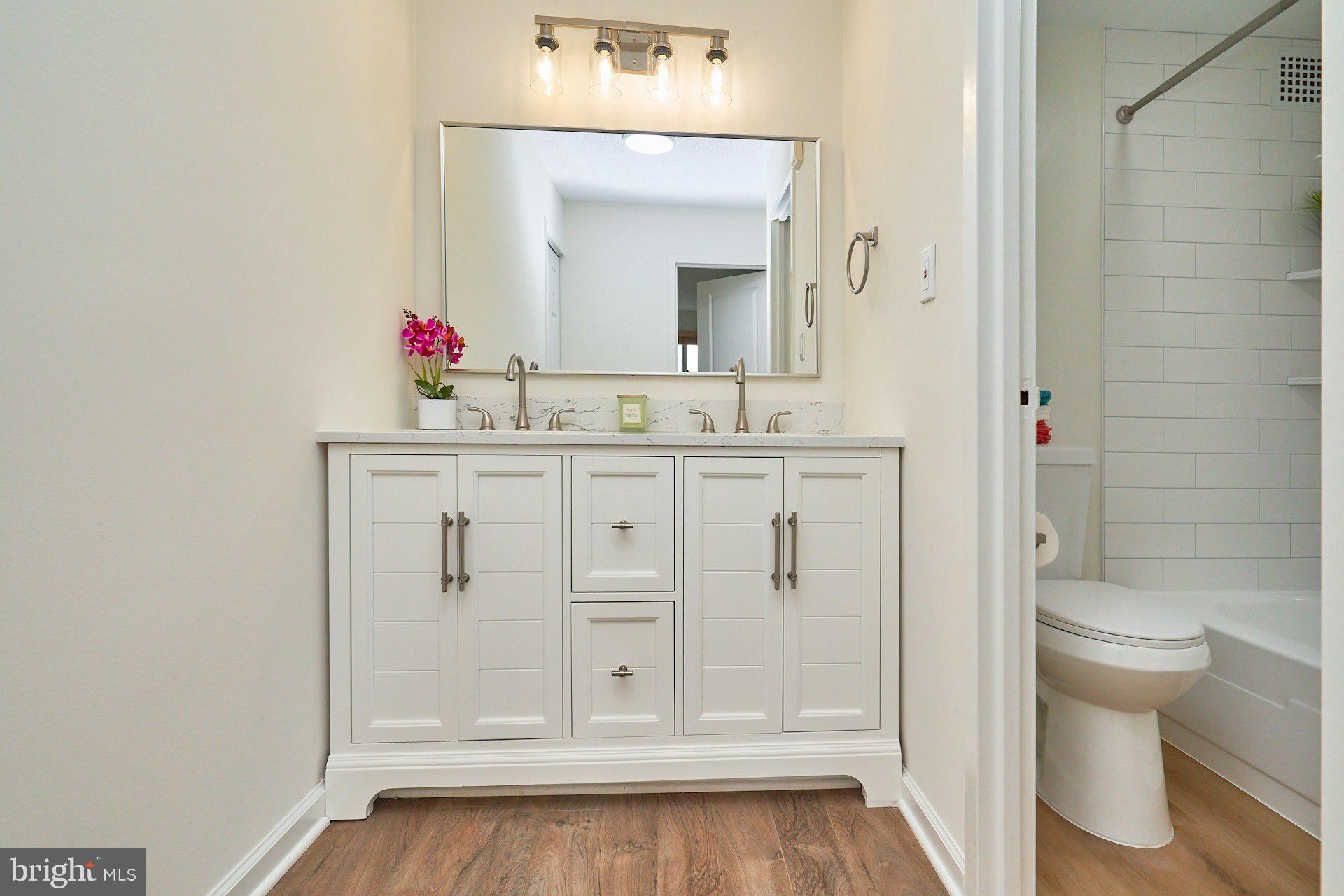 1225 MARTHA CUSTIS DRIVE 810