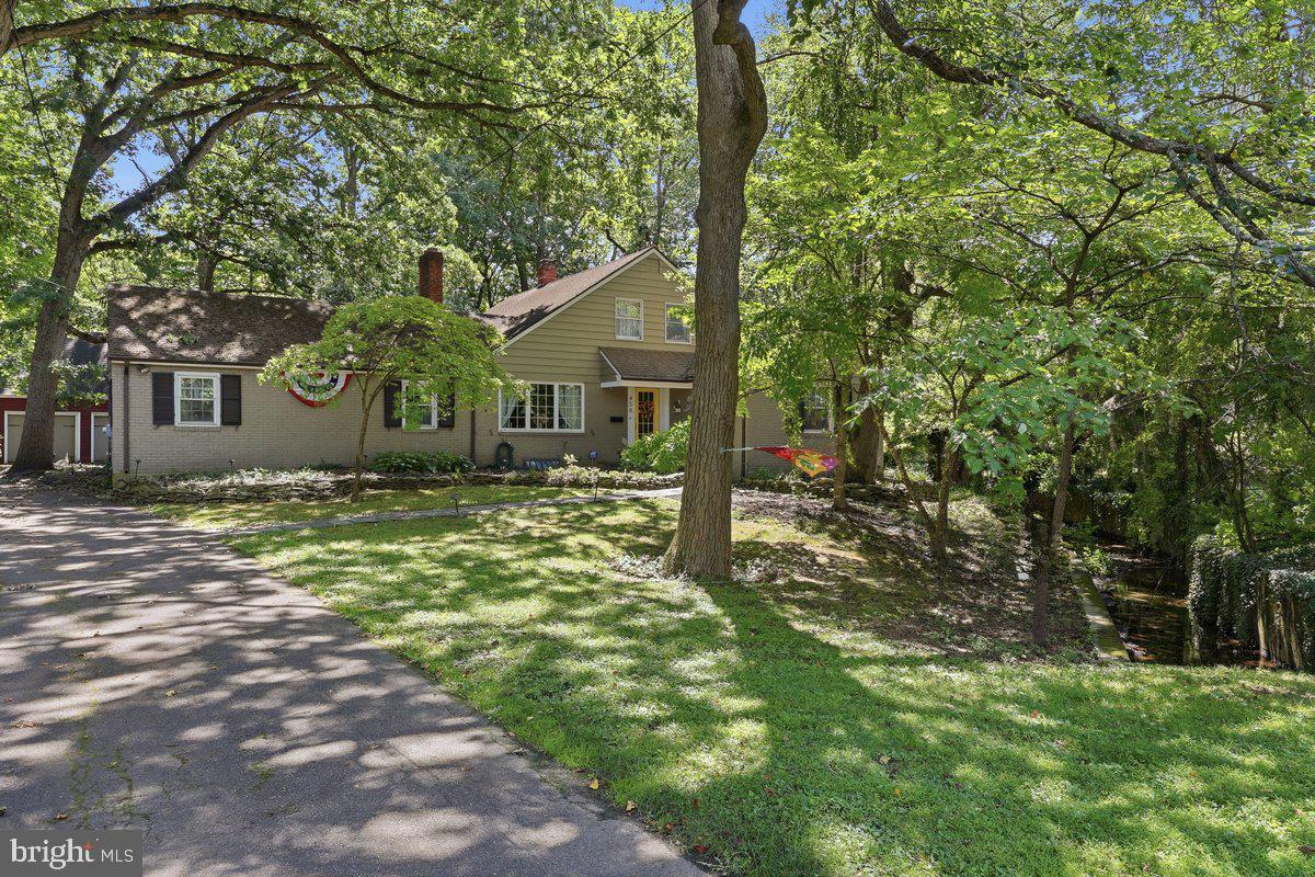 458 ELM AVENUE