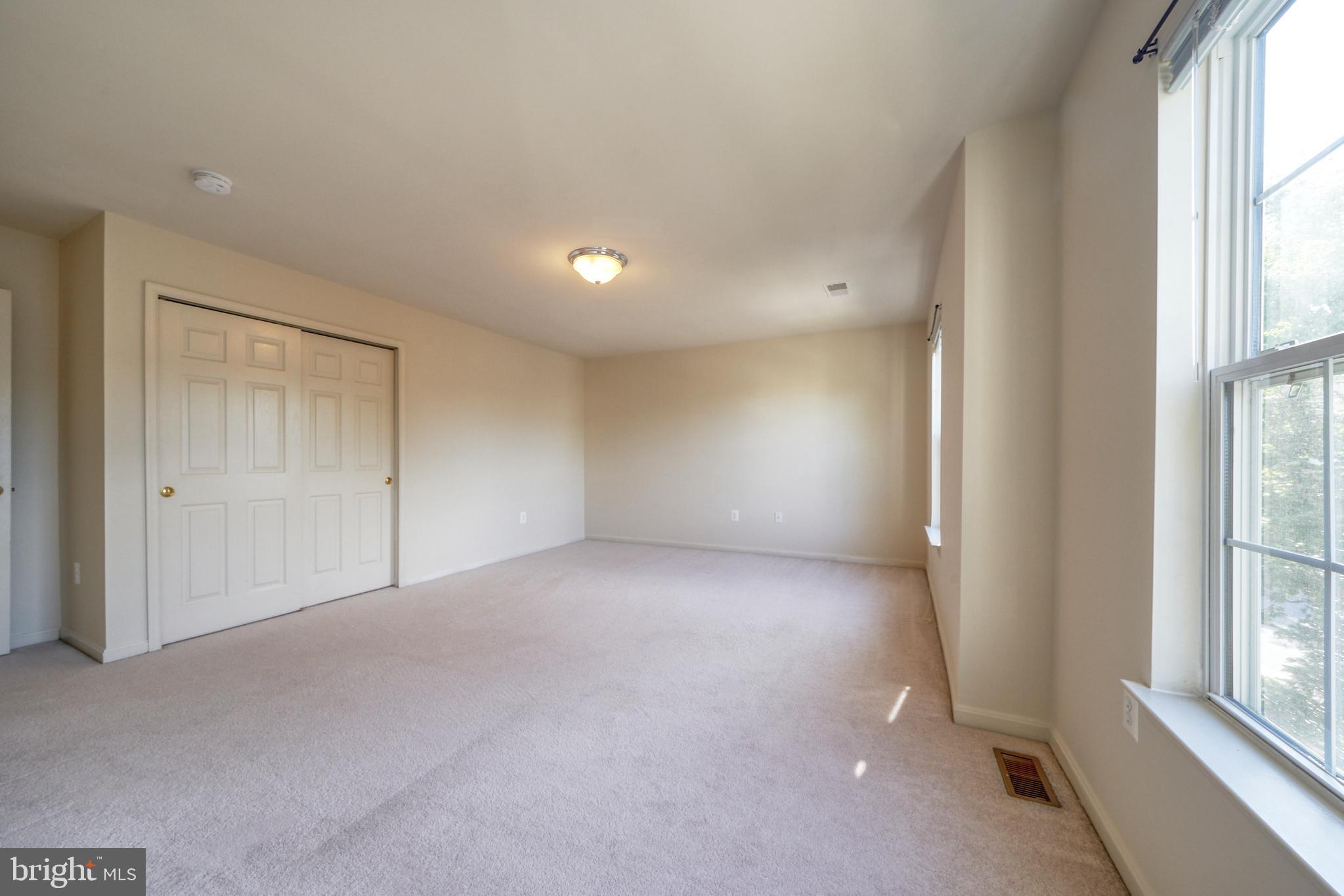 PORT POTOMAC - Residential Lease