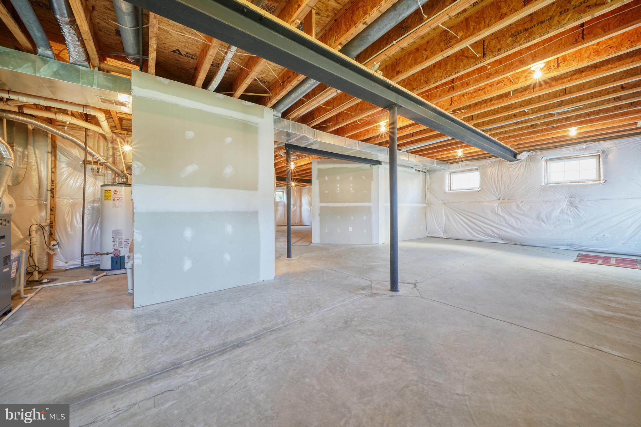 PORT POTOMAC - Residential Lease