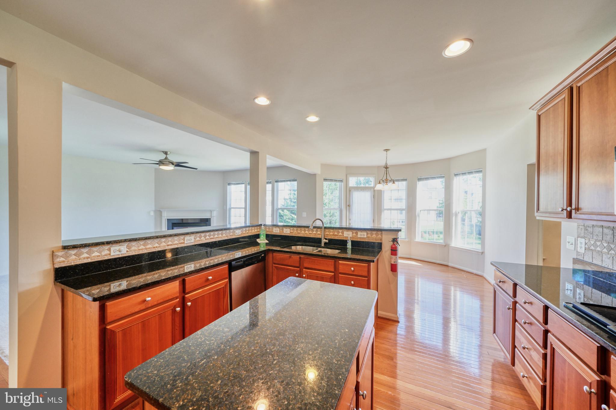 PORT POTOMAC - Residential Lease