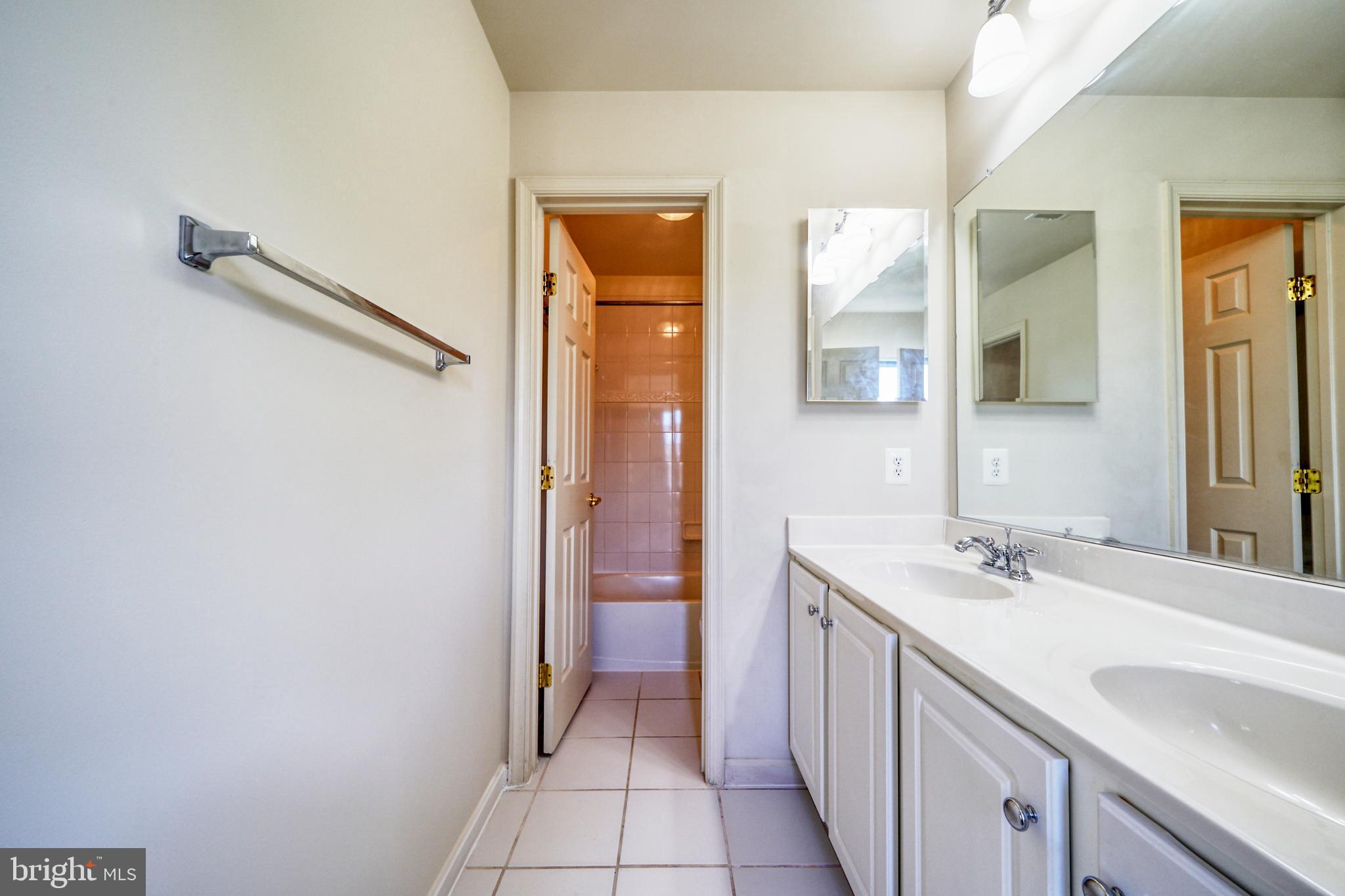 PORT POTOMAC - Residential Lease