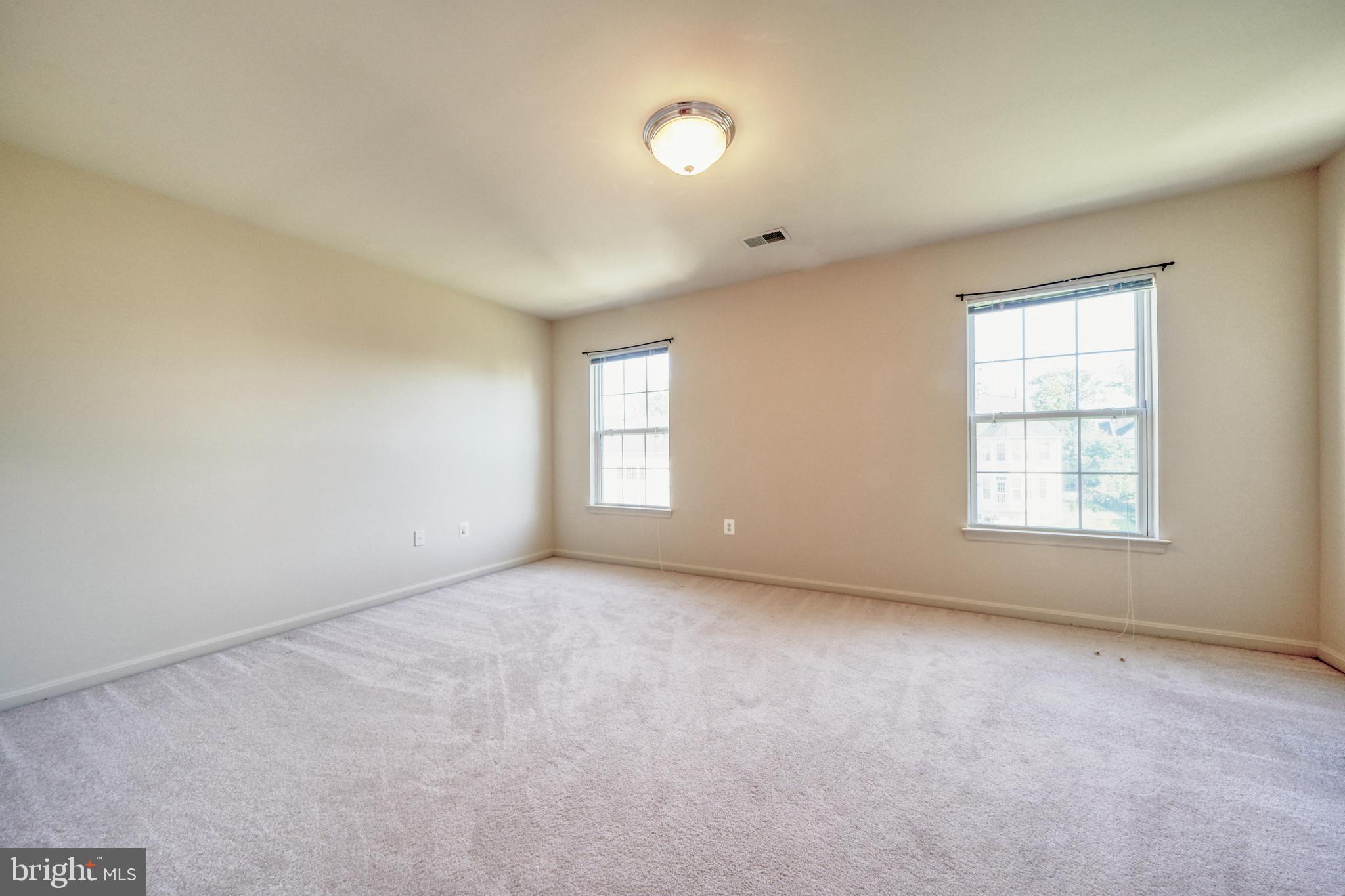 PORT POTOMAC - Residential Lease