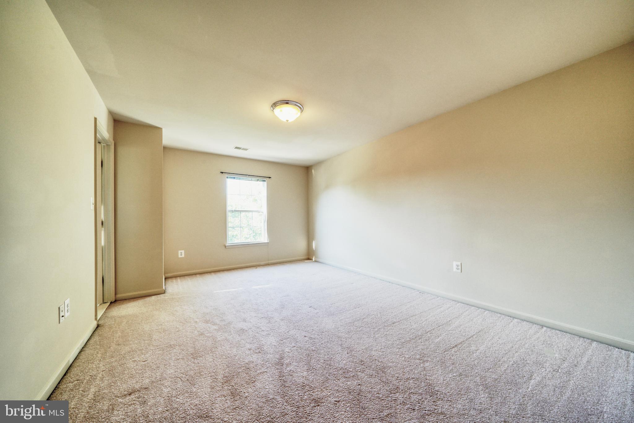 PORT POTOMAC - Residential Lease