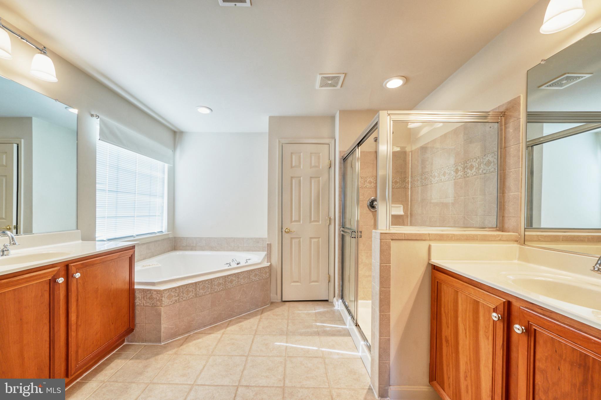 PORT POTOMAC - Residential Lease