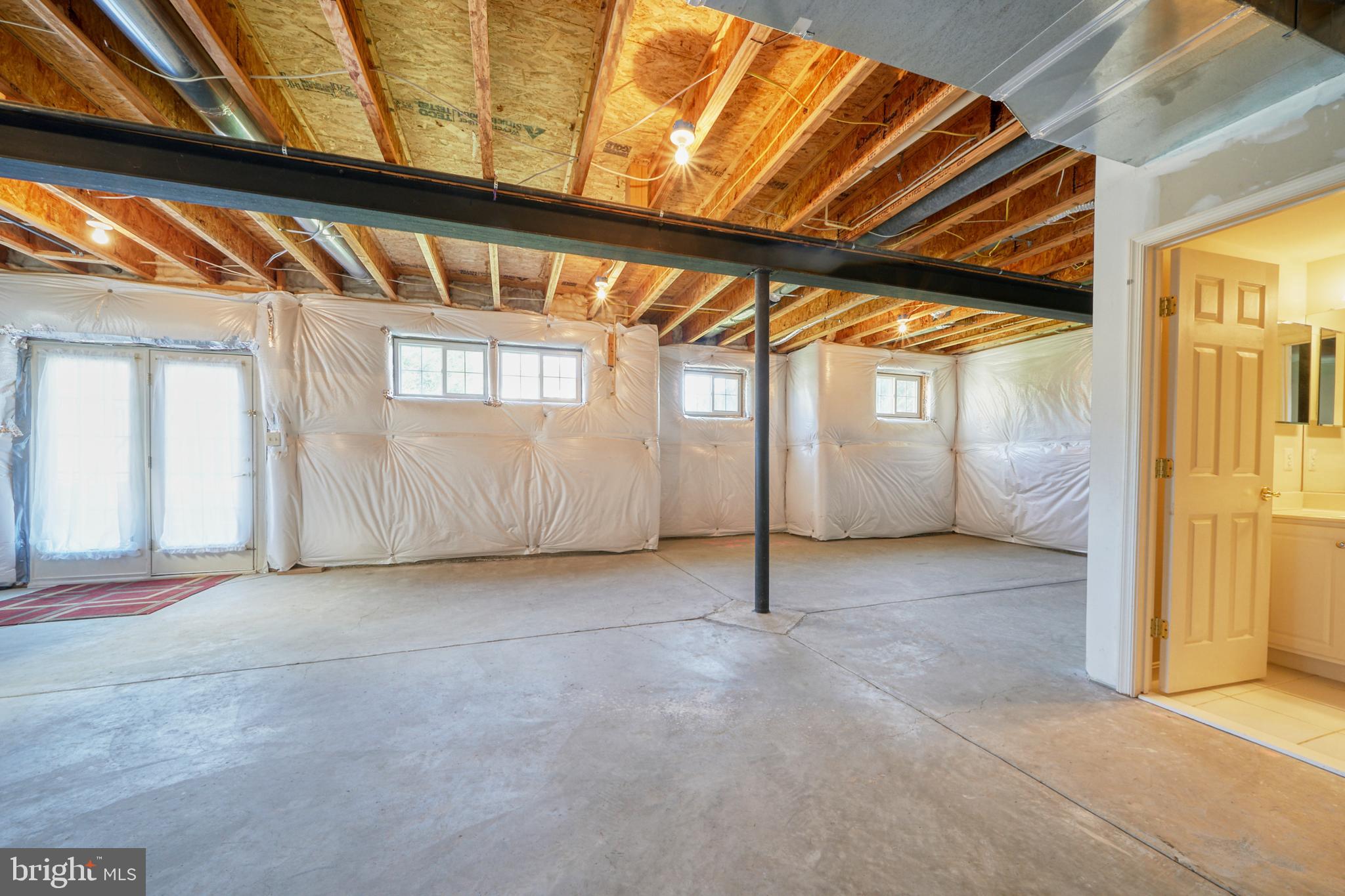 PORT POTOMAC - Residential Lease