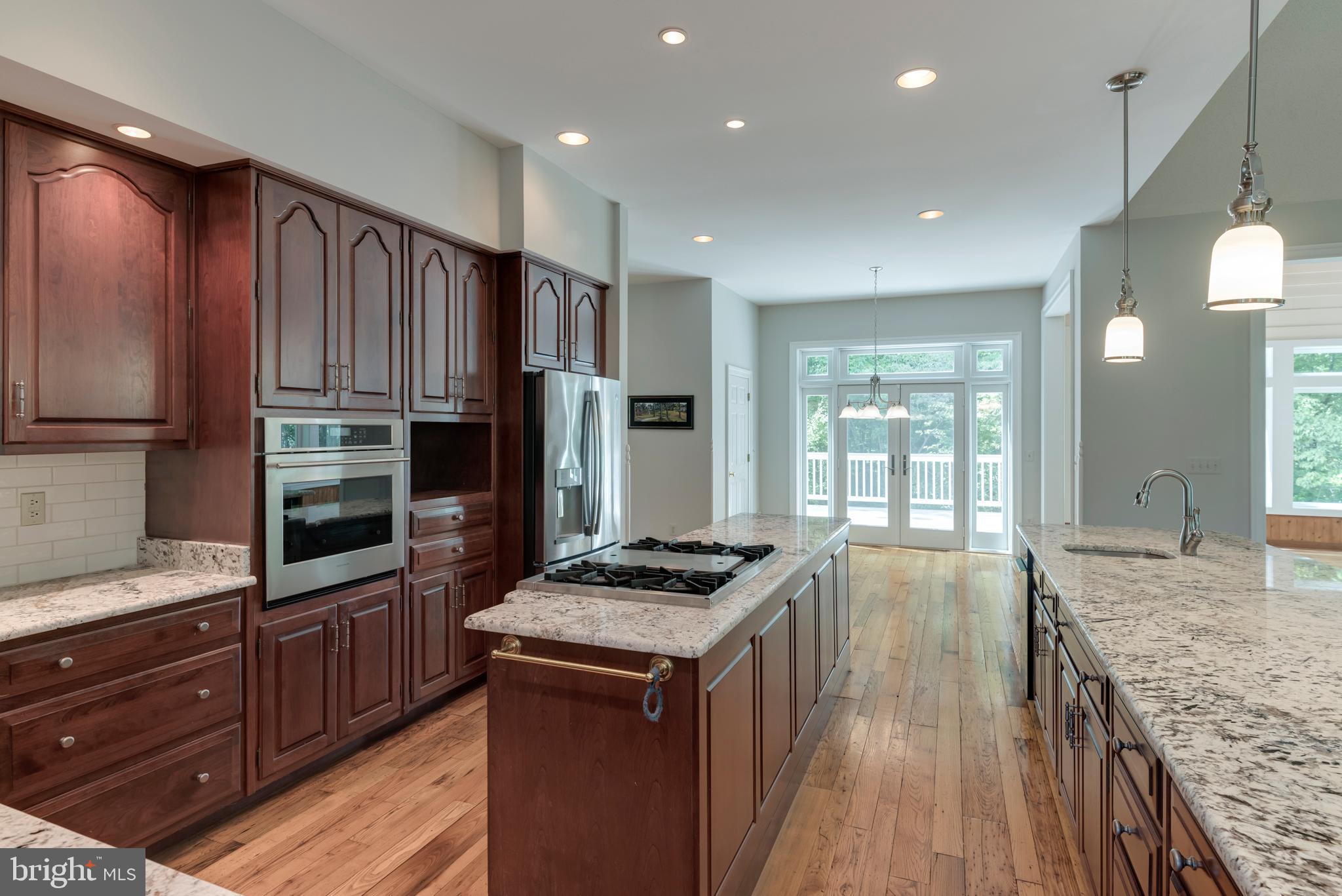 DAVIDSONVILLE - Residential