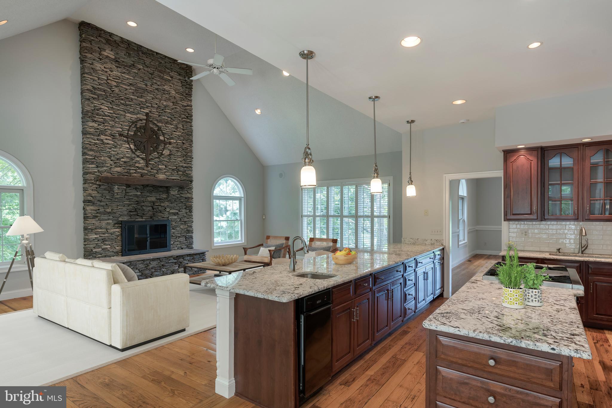 DAVIDSONVILLE - Residential