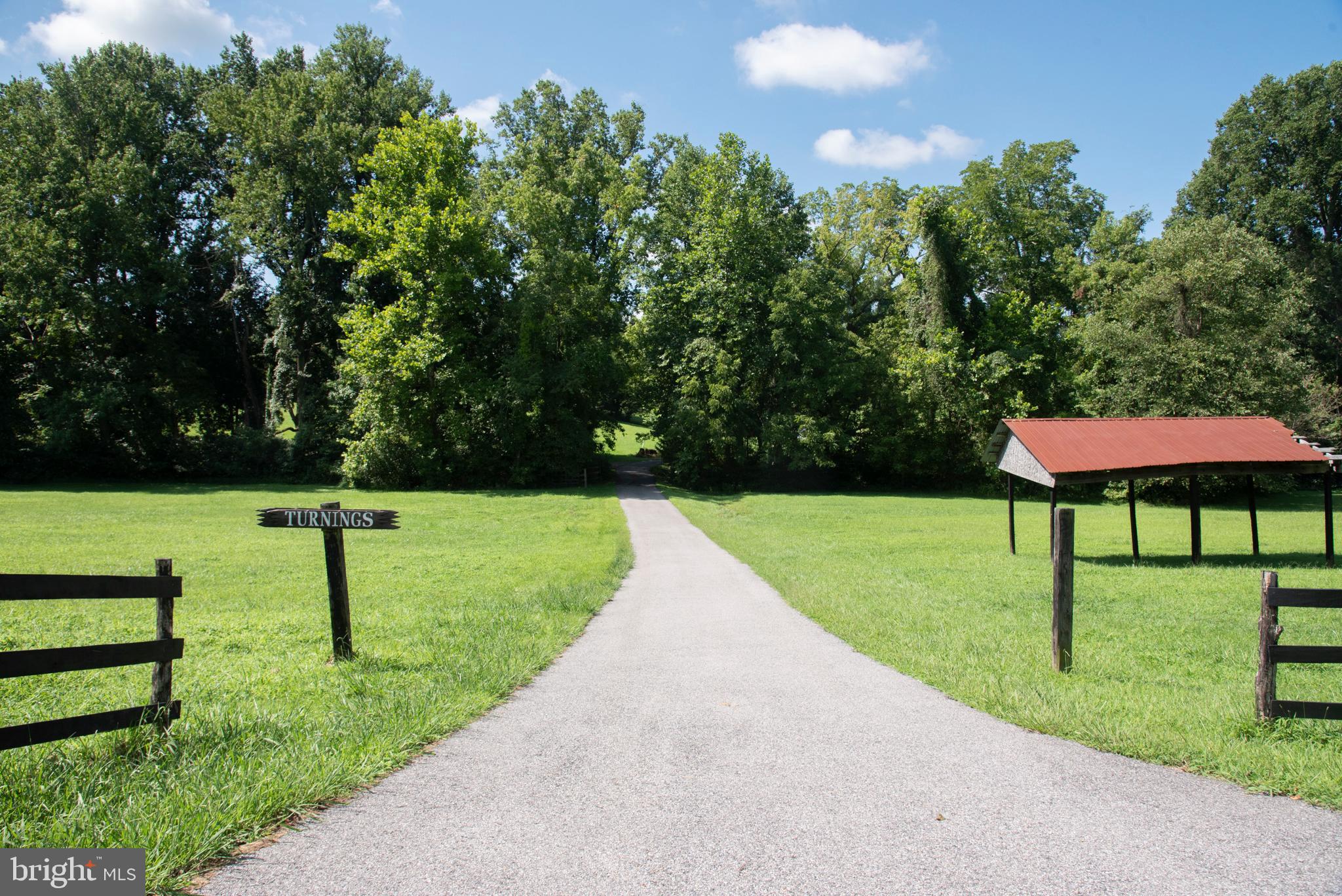 DAVIDSONVILLE - Residential