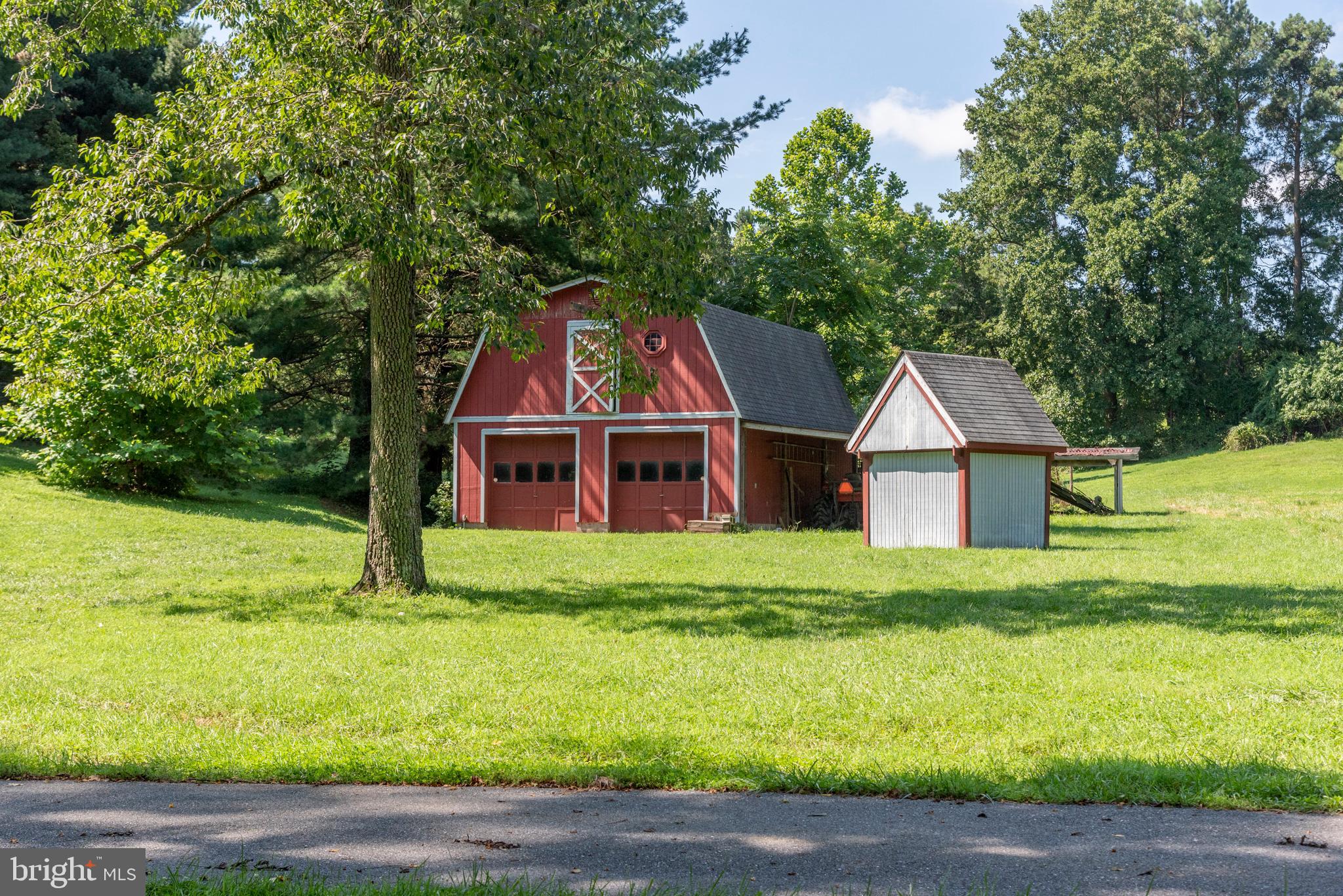 DAVIDSONVILLE - Residential