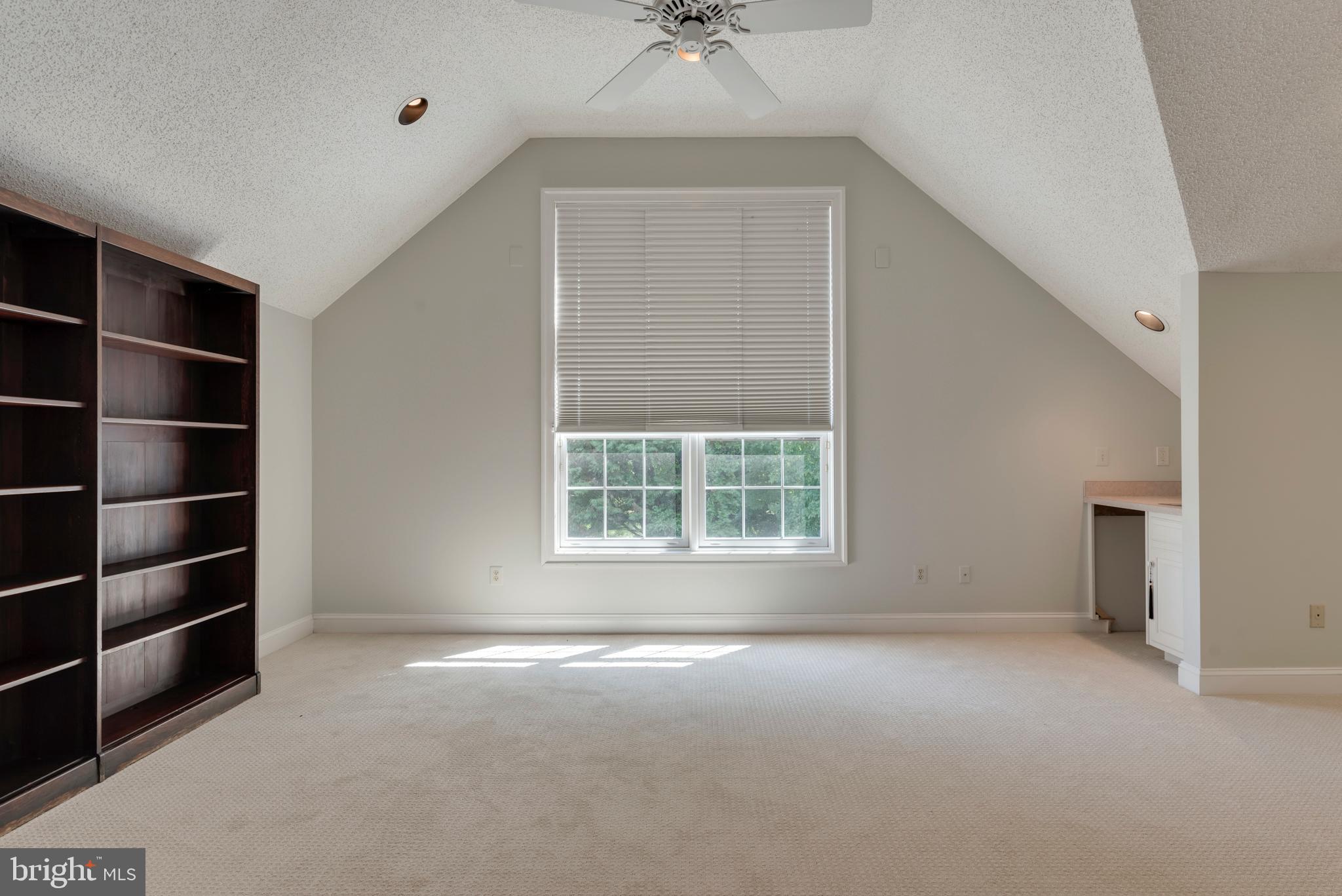 DAVIDSONVILLE - Residential