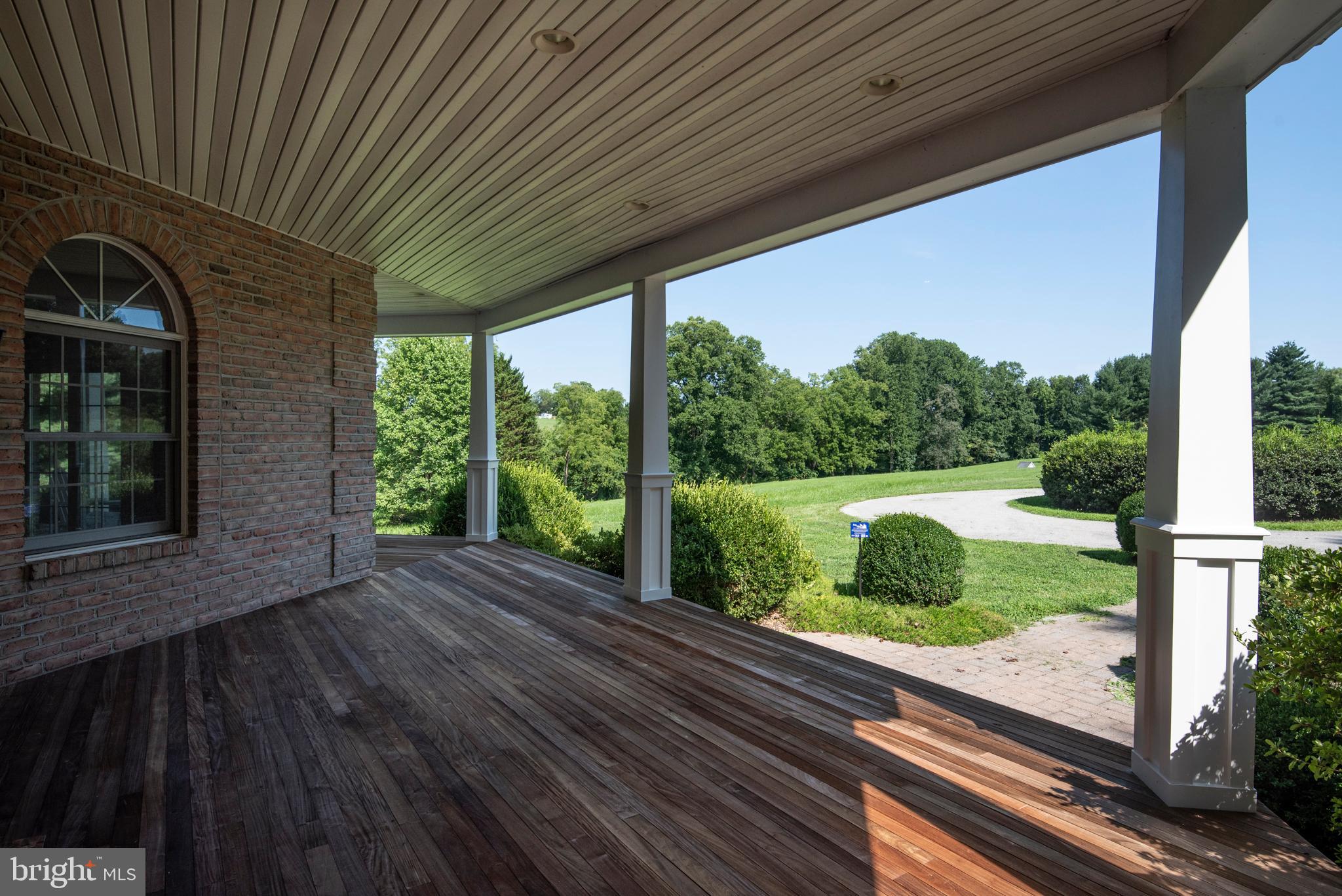 DAVIDSONVILLE - Residential