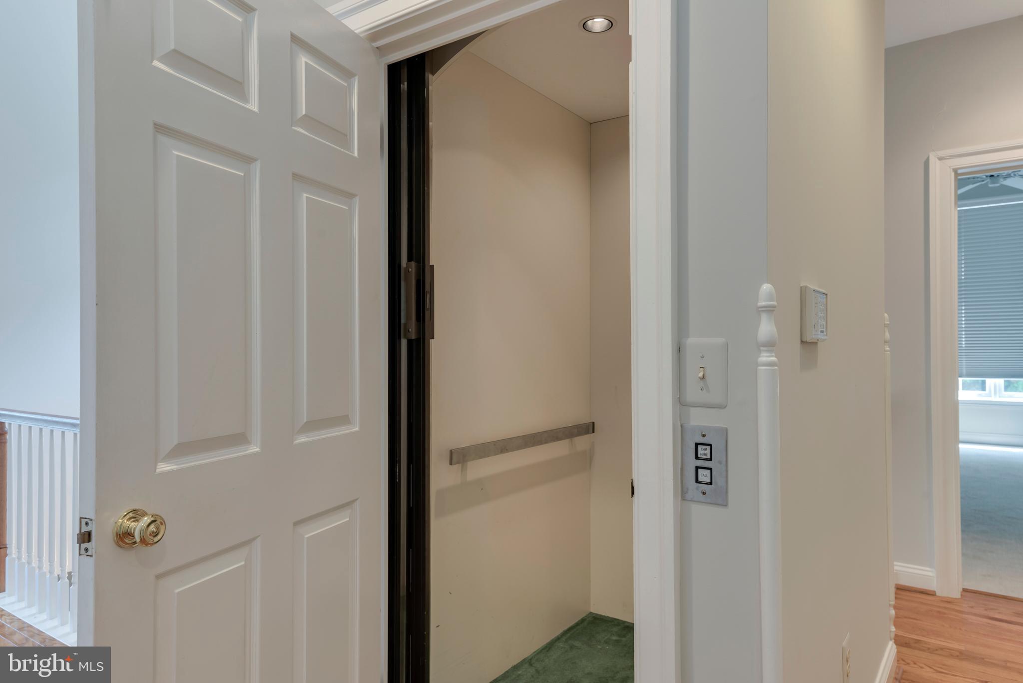 DAVIDSONVILLE - Residential