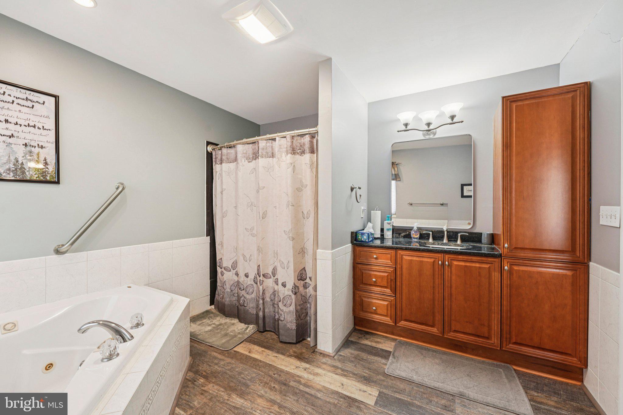 VALLEY VIEW ESTATES - CARBON - Residential